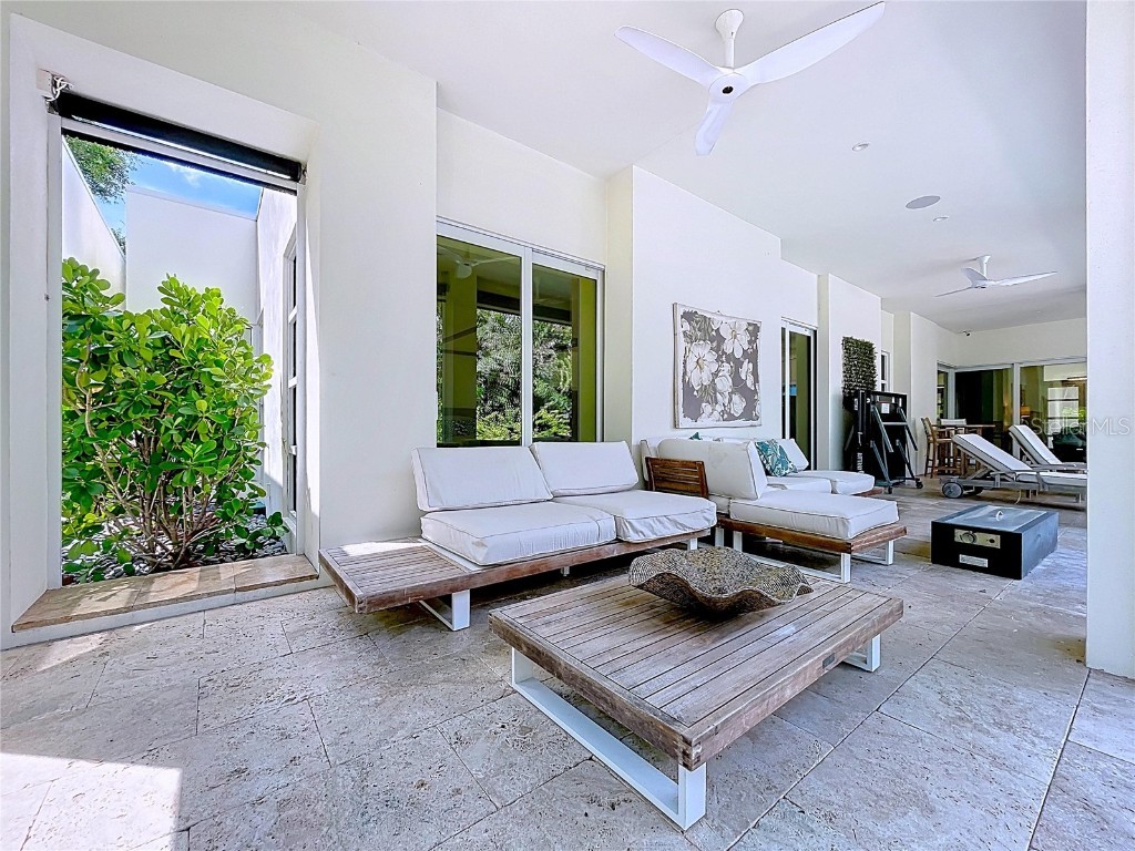 1347 Harbor Drive Sarasota FL 34239 A4661511 image86