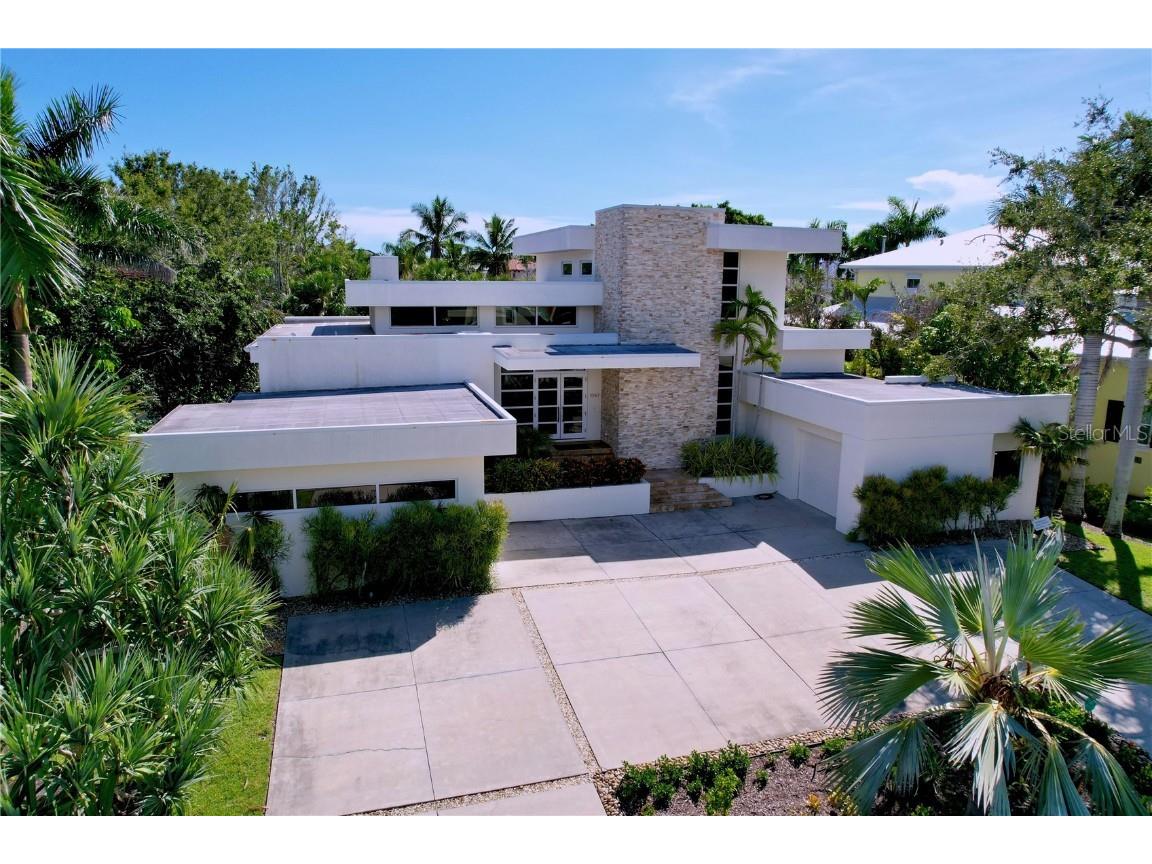 1347 Harbor Drive Sarasota FL 34239 A4661511 image92