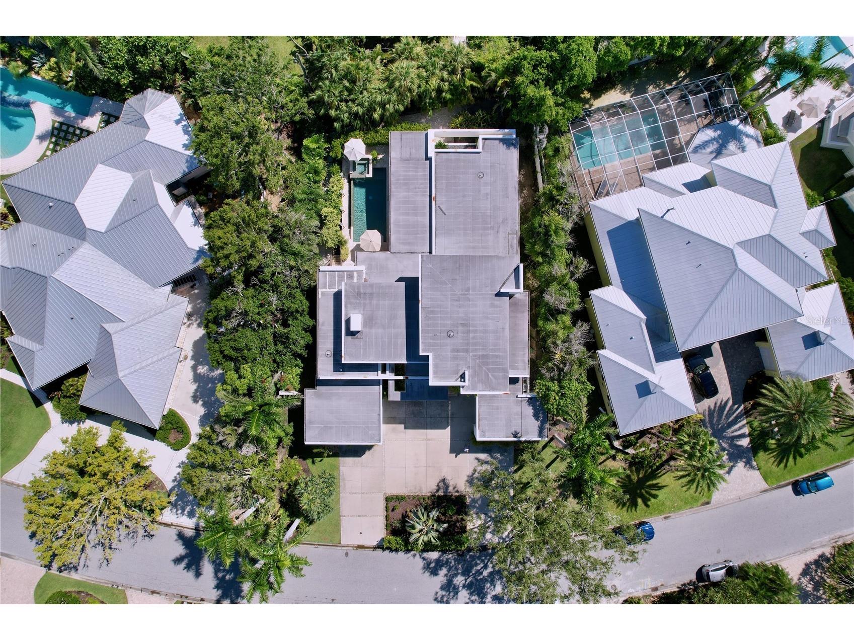 1347 Harbor Drive Sarasota FL 34239 A4679697 image2