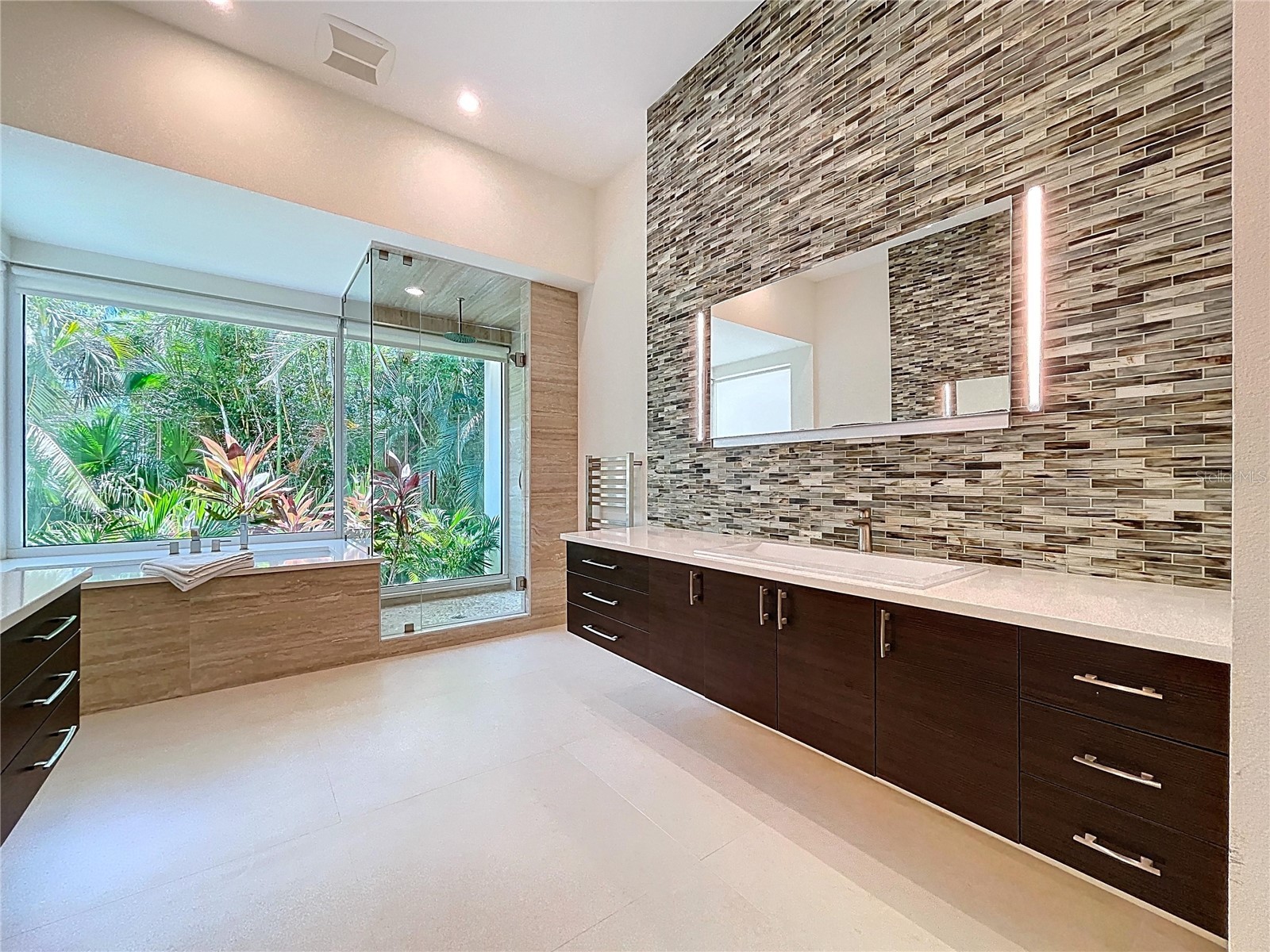 1347 Harbor Drive Sarasota FL 34239 A4679697 image45