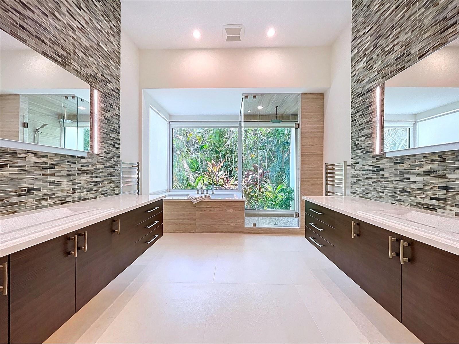 1347 Harbor Drive Sarasota FL 34239 A4679697 image46