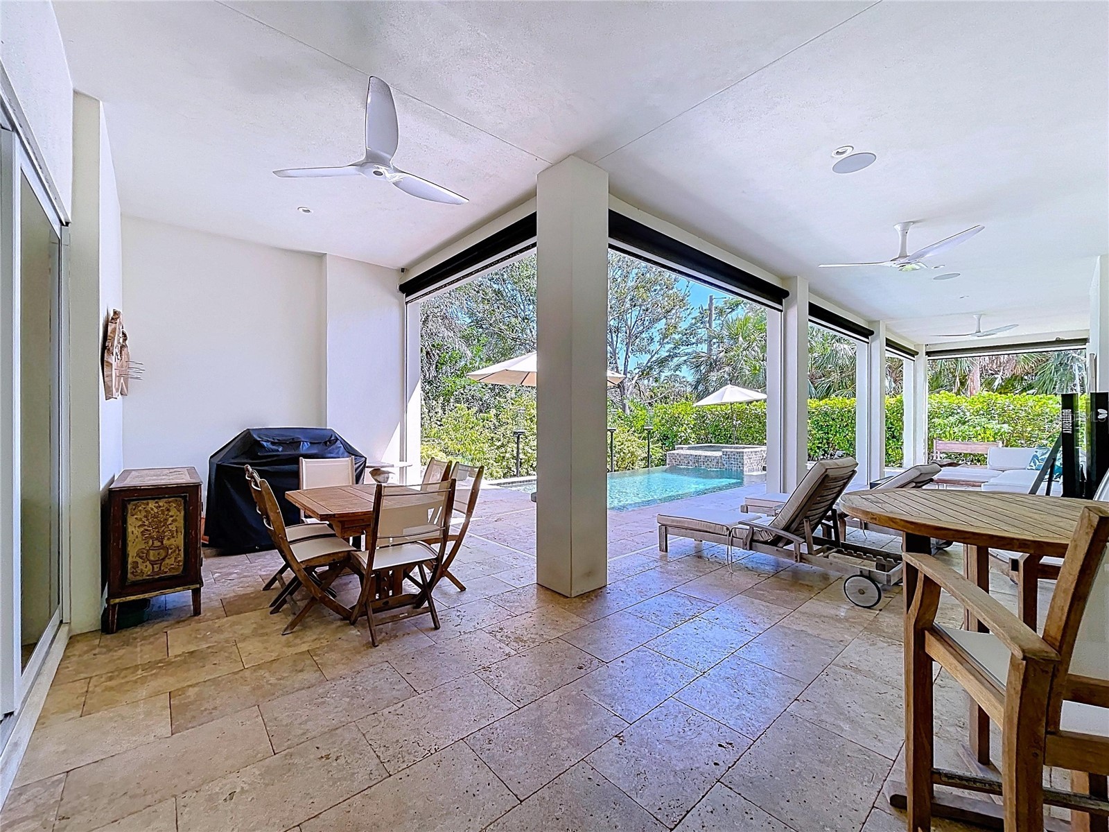 1347 Harbor Drive Sarasota FL 34239 A4679697 image68