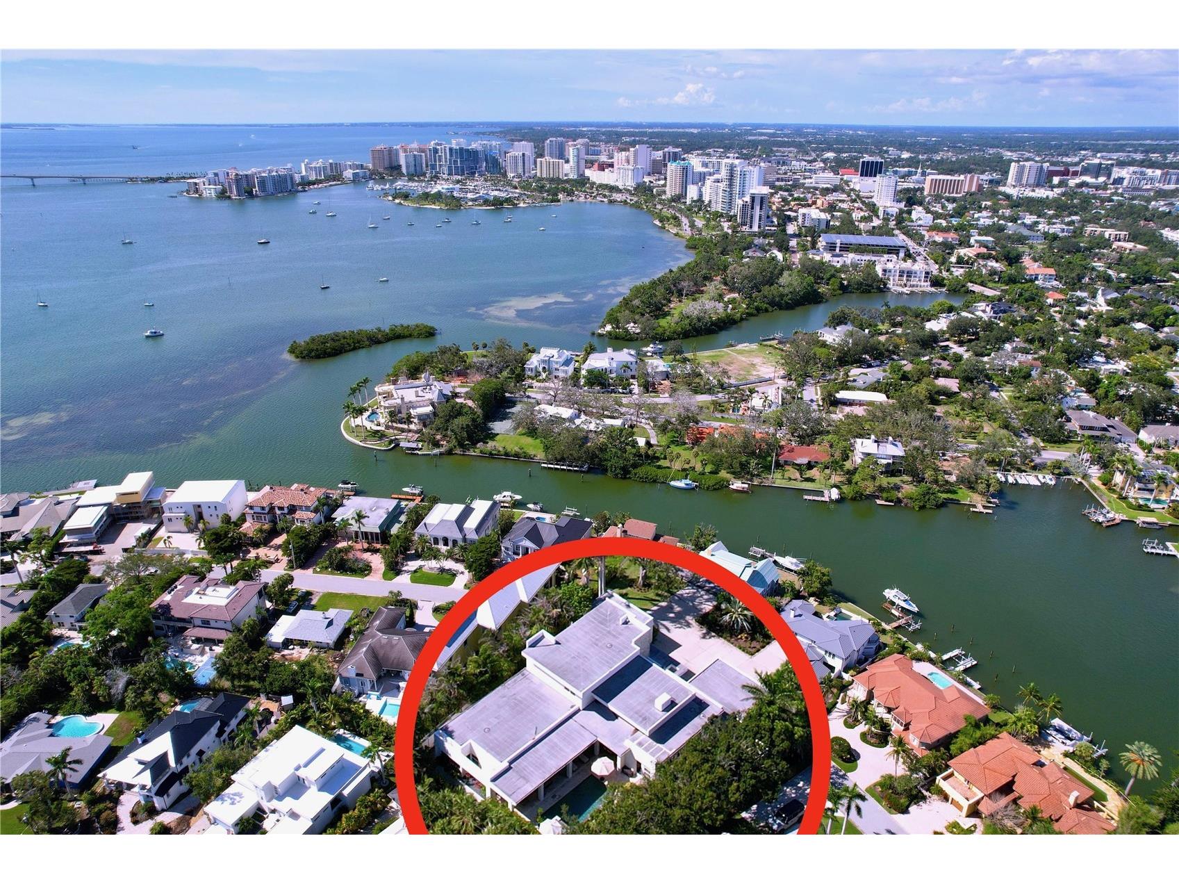 1347 Harbor Drive Sarasota FL 34239 A4679697 image90