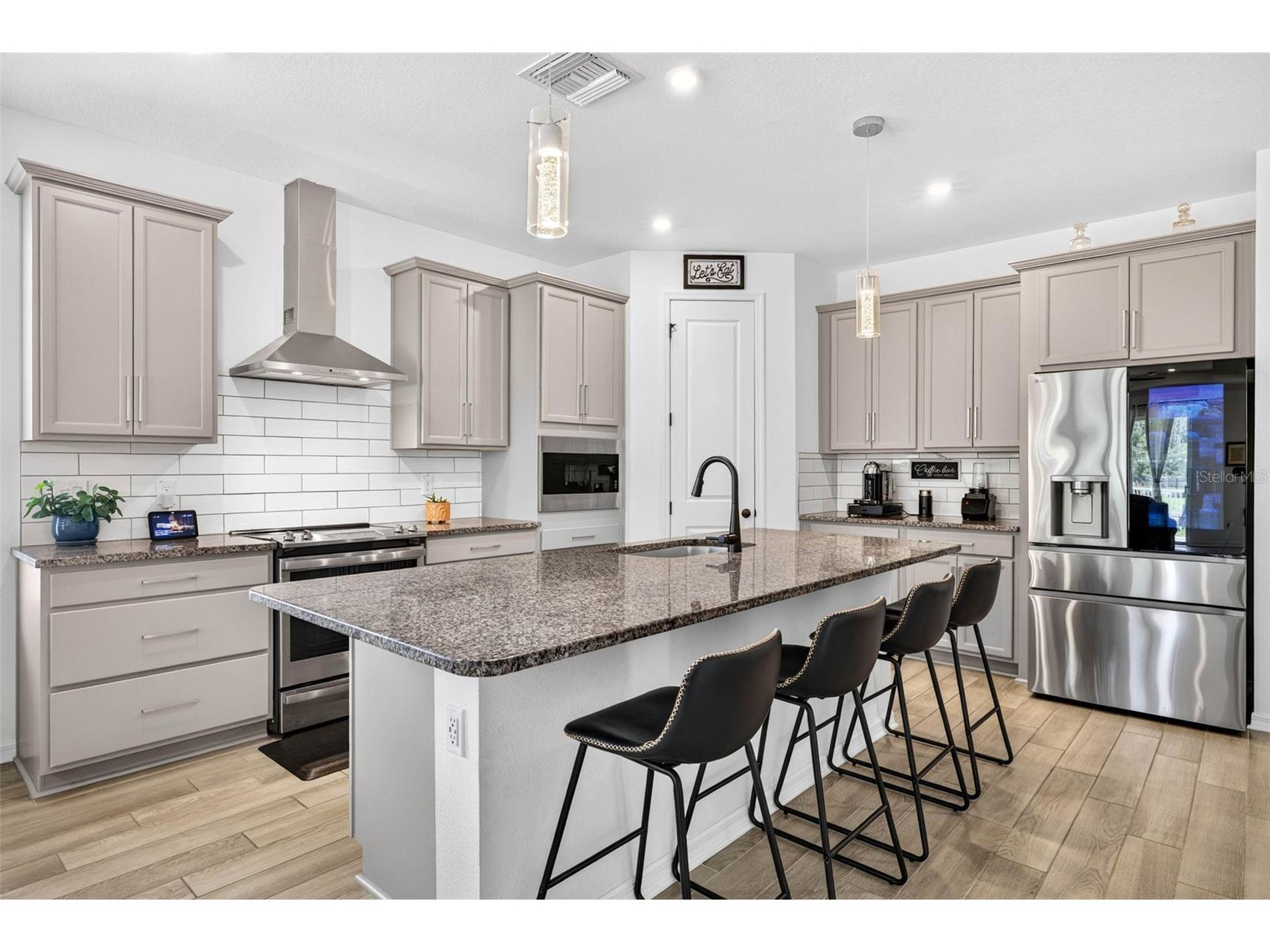 13471 Newport Shores Drive Hudson FL 34669 W7887685 image3