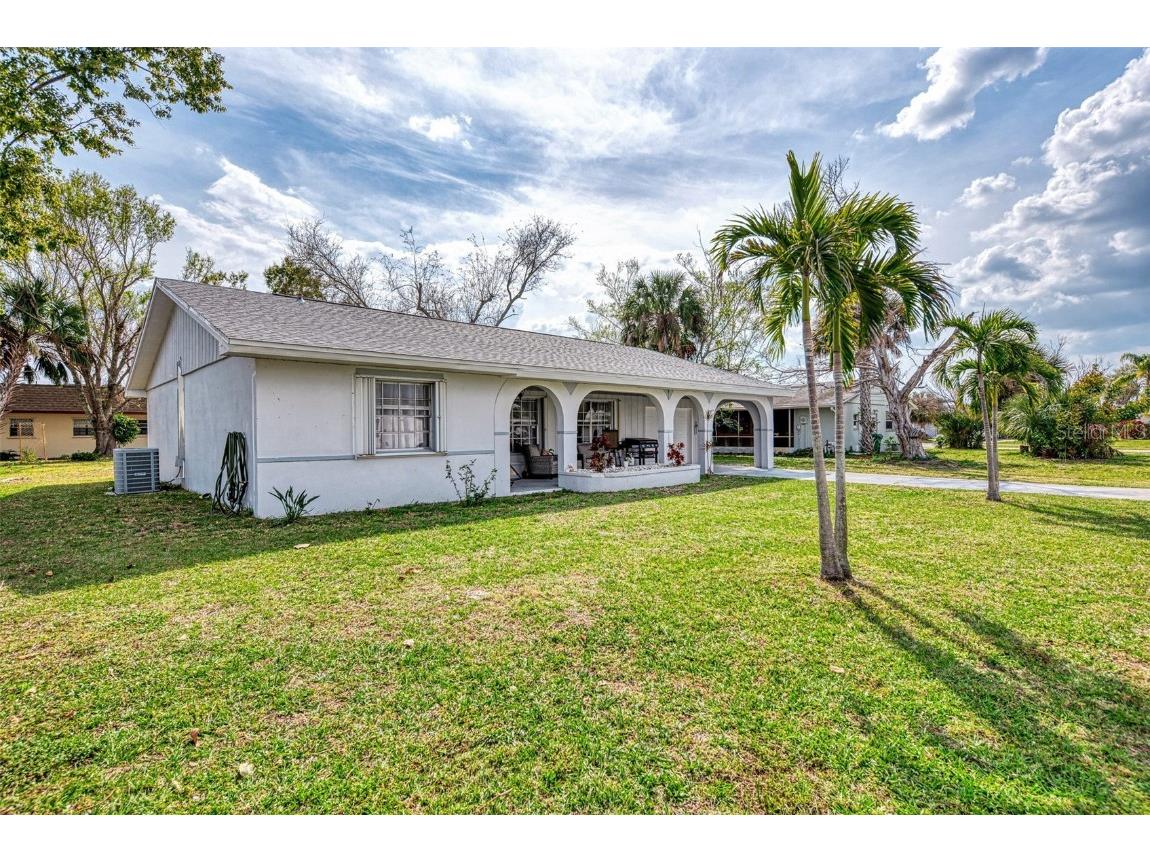 13479 Newport Avenue Port Charlotte FL 33981 A4631263 image2