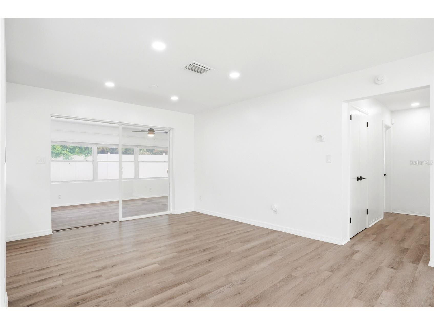 1348 Buckingham Drive Clearwater FL 33756 TB8514387 image12