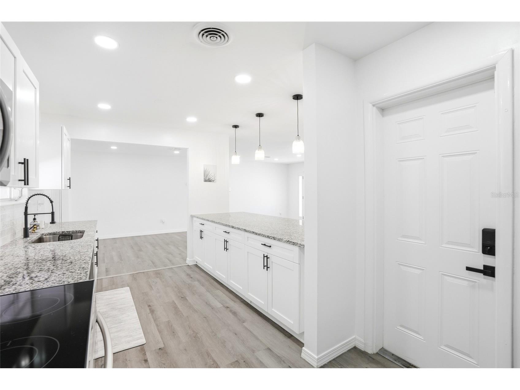 1348 Buckingham Drive Clearwater FL 33756 TB8514387 image15