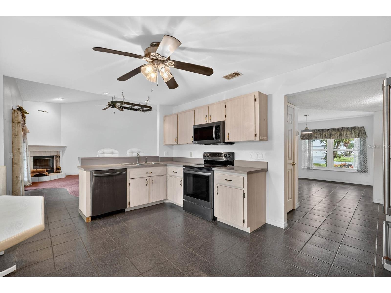 1348 N Wembley Circle Port Orange FL 32128 V4949247 image12