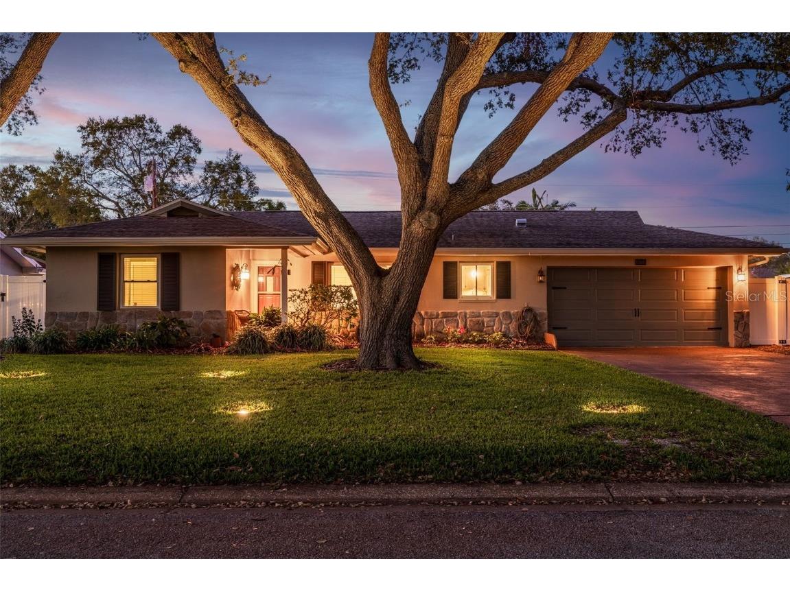 13481 100th Avenue Seminole FL 33776 TB8362132 image1