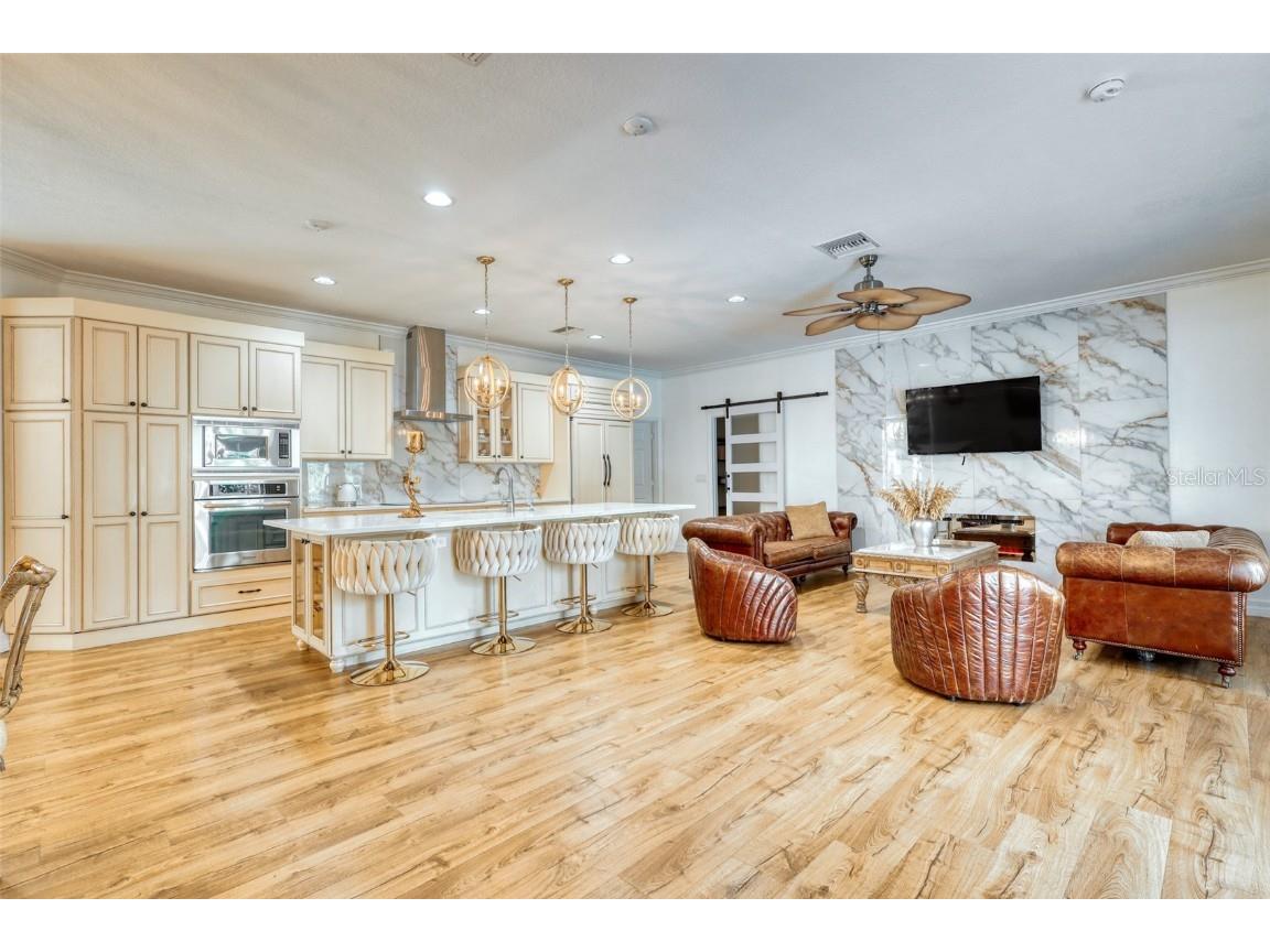 13483 Heritage Way Sarasota FL 34240 TB8375773 image10