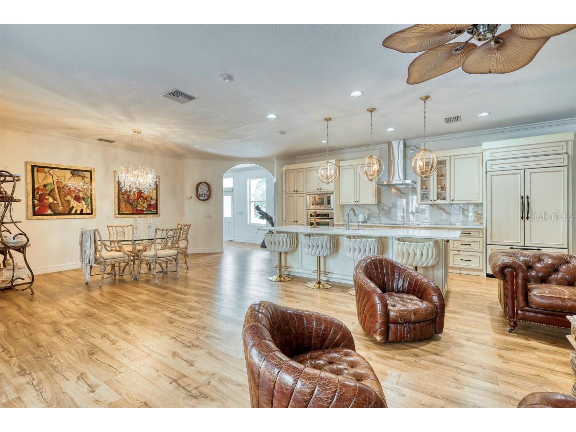 13483 Heritage Way Sarasota FL 34240 TB8375773 image11