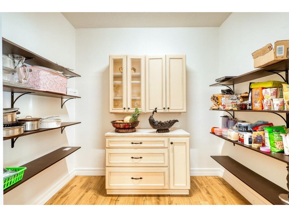 13483 Heritage Way Sarasota FL 34240 TB8375773 image12