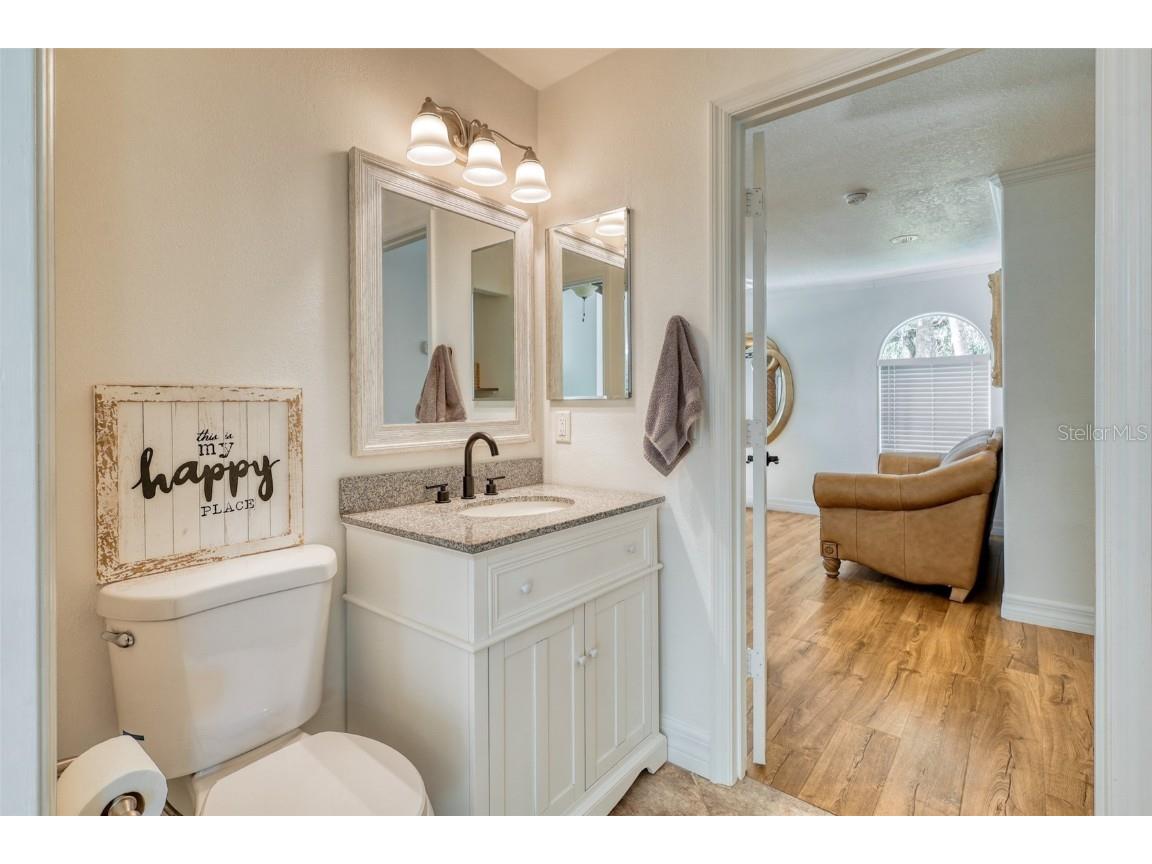 13483 Heritage Way Sarasota FL 34240 TB8375773 image16