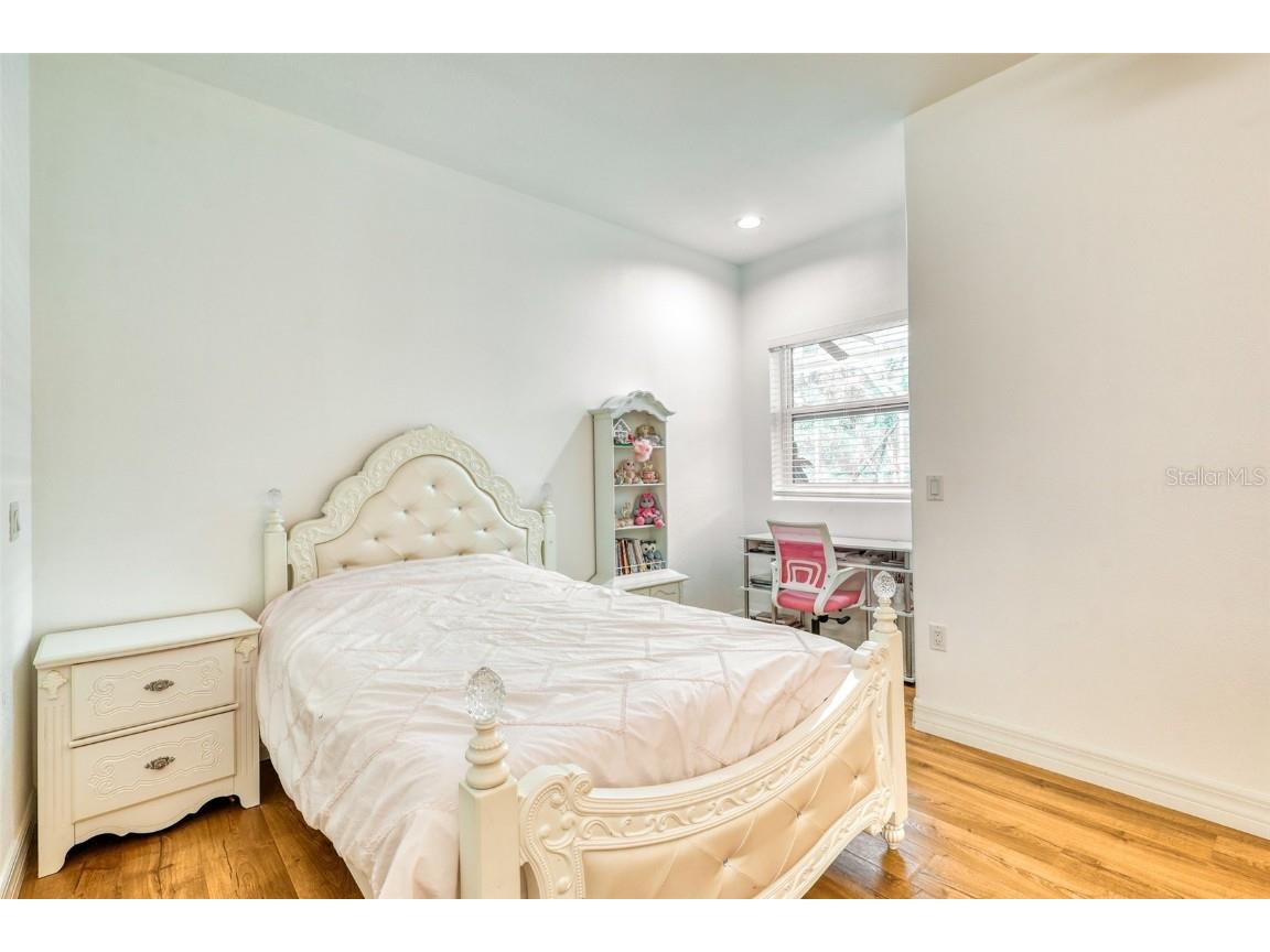 13483 Heritage Way Sarasota FL 34240 TB8375773 image20