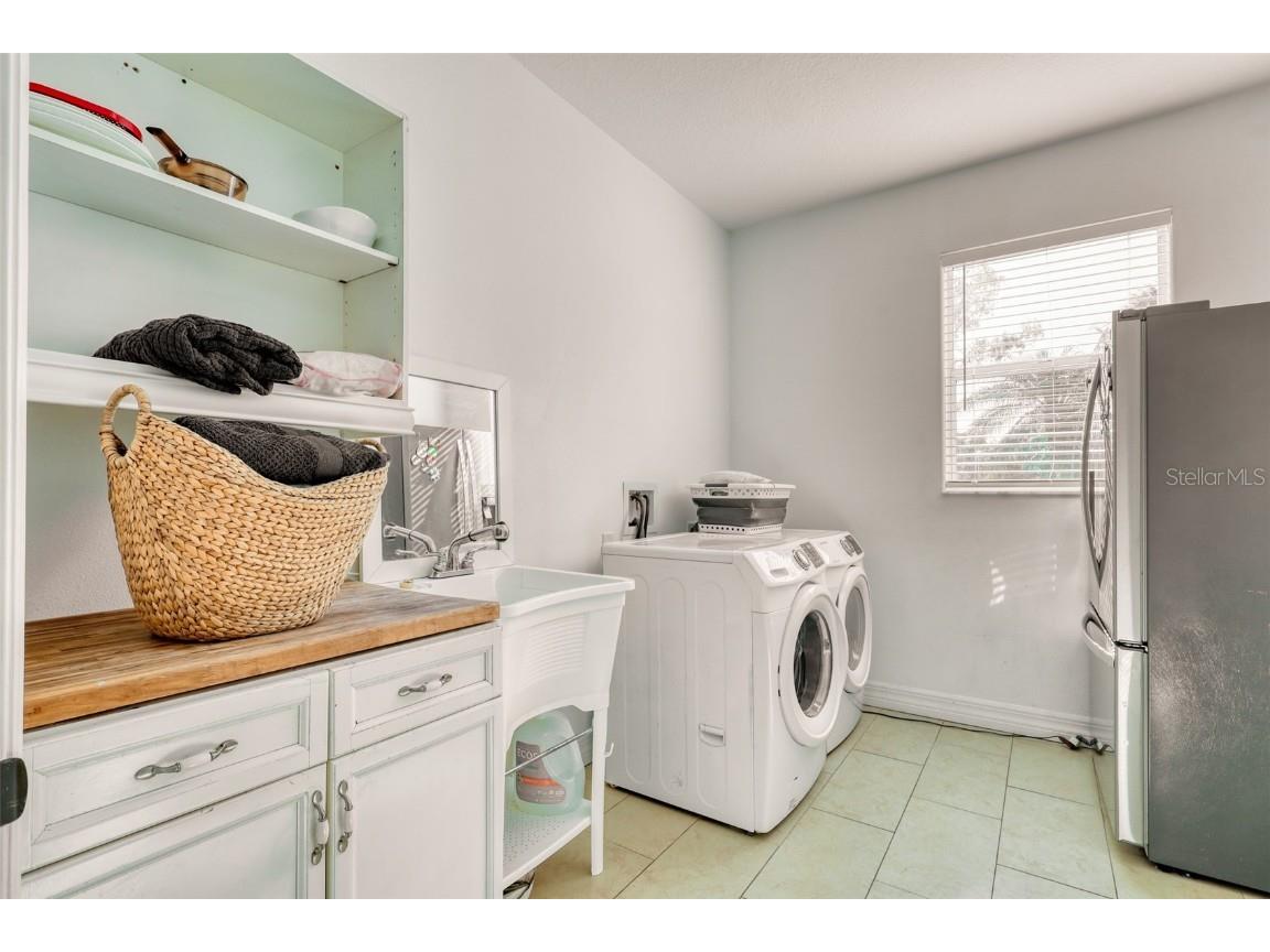 13483 Heritage Way Sarasota FL 34240 TB8375773 image23