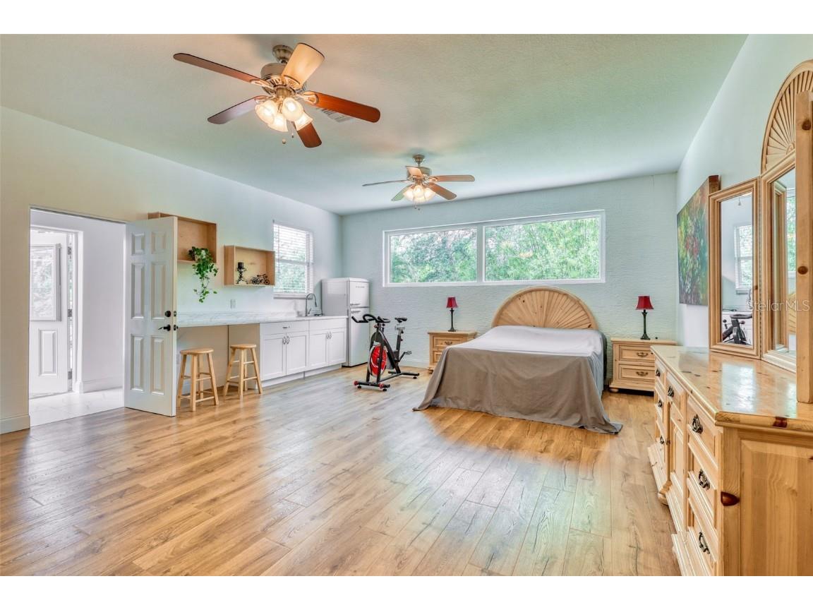 13483 Heritage Way Sarasota FL 34240 TB8375773 image30