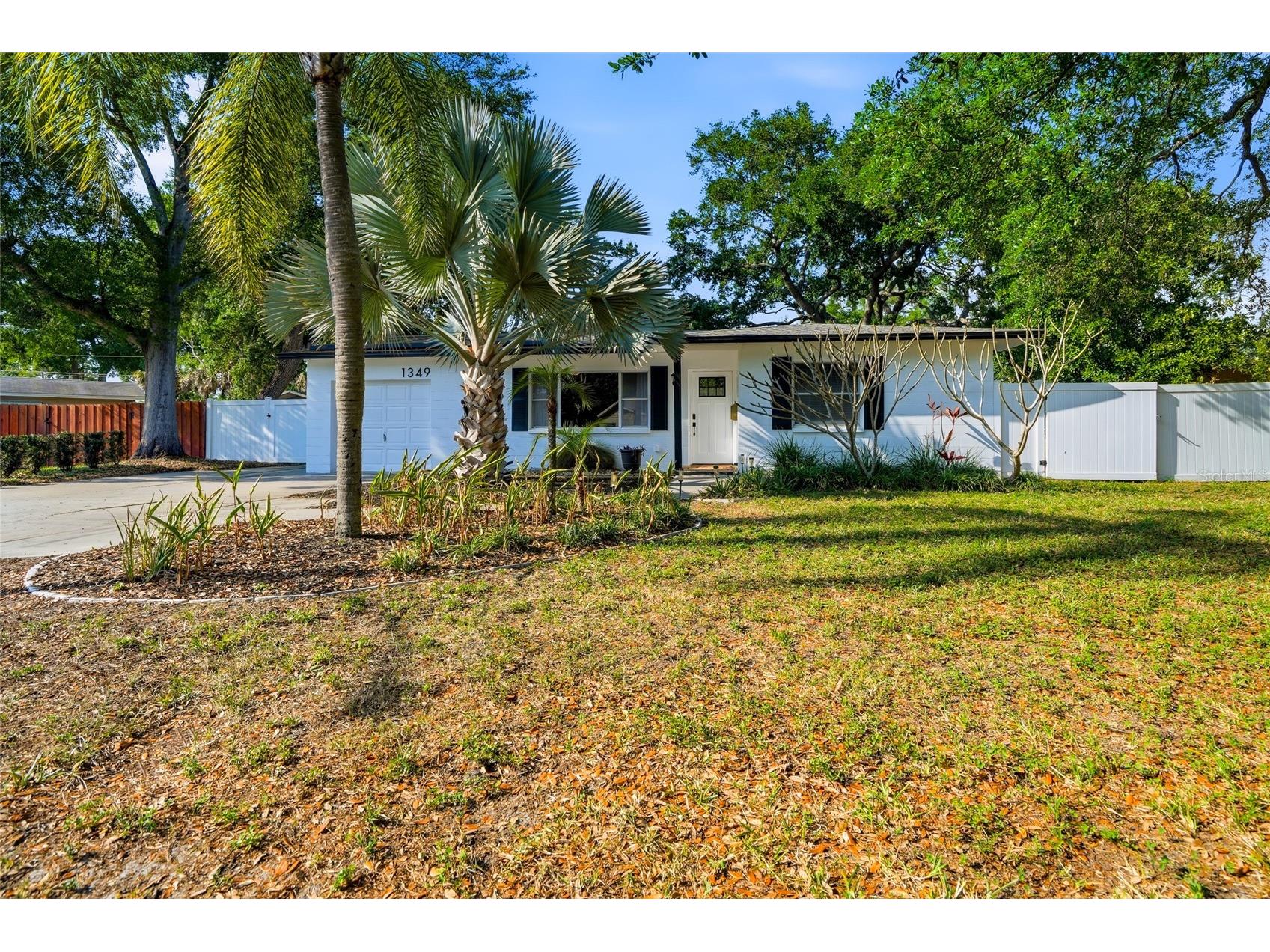 1349 78th Avenue N Saint Petersburg FL 33702 TB8491113 image1