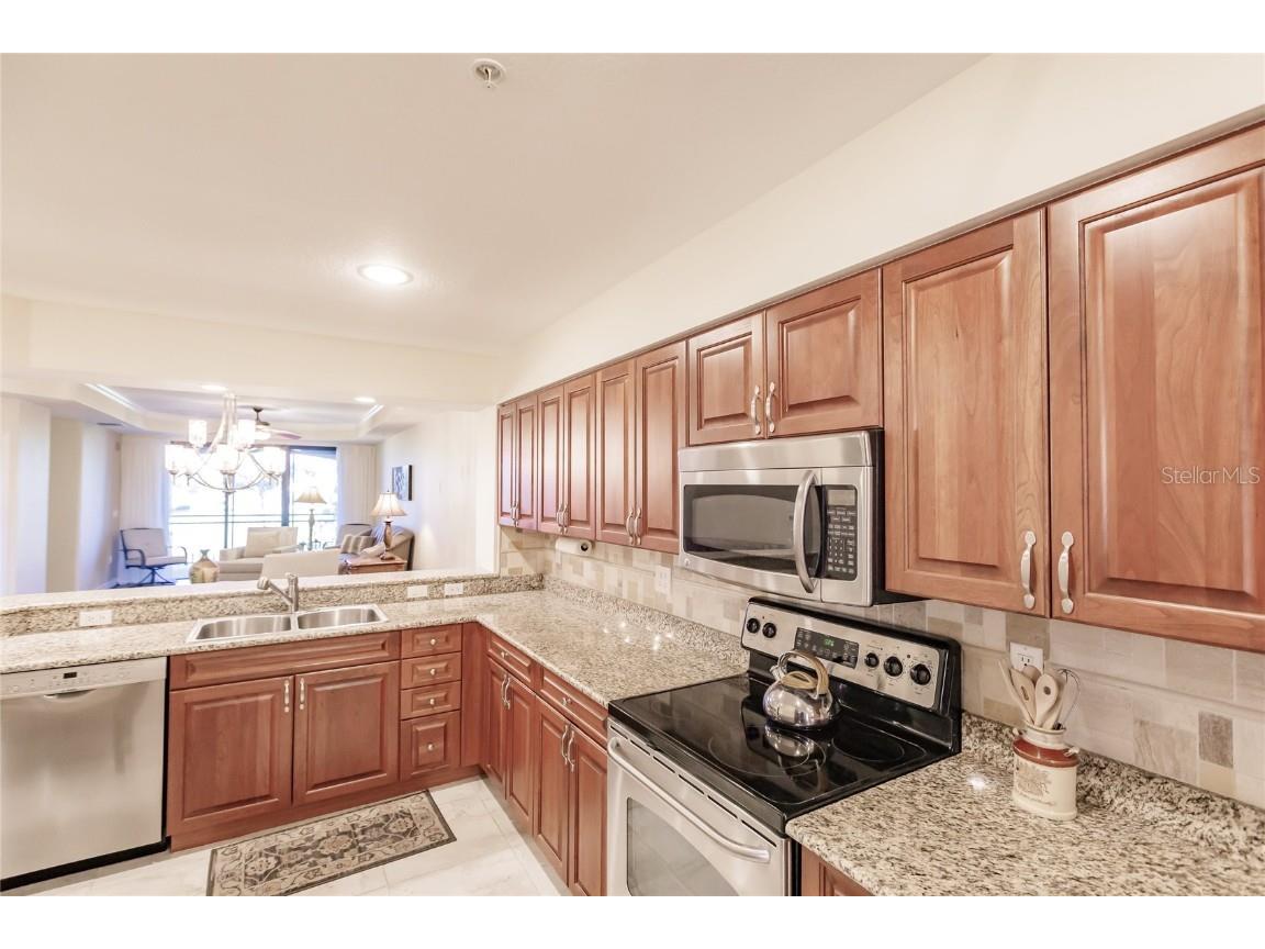 1349 Aqui Esta Drive #125 Punta Gorda FL 33950 C7500695 image11