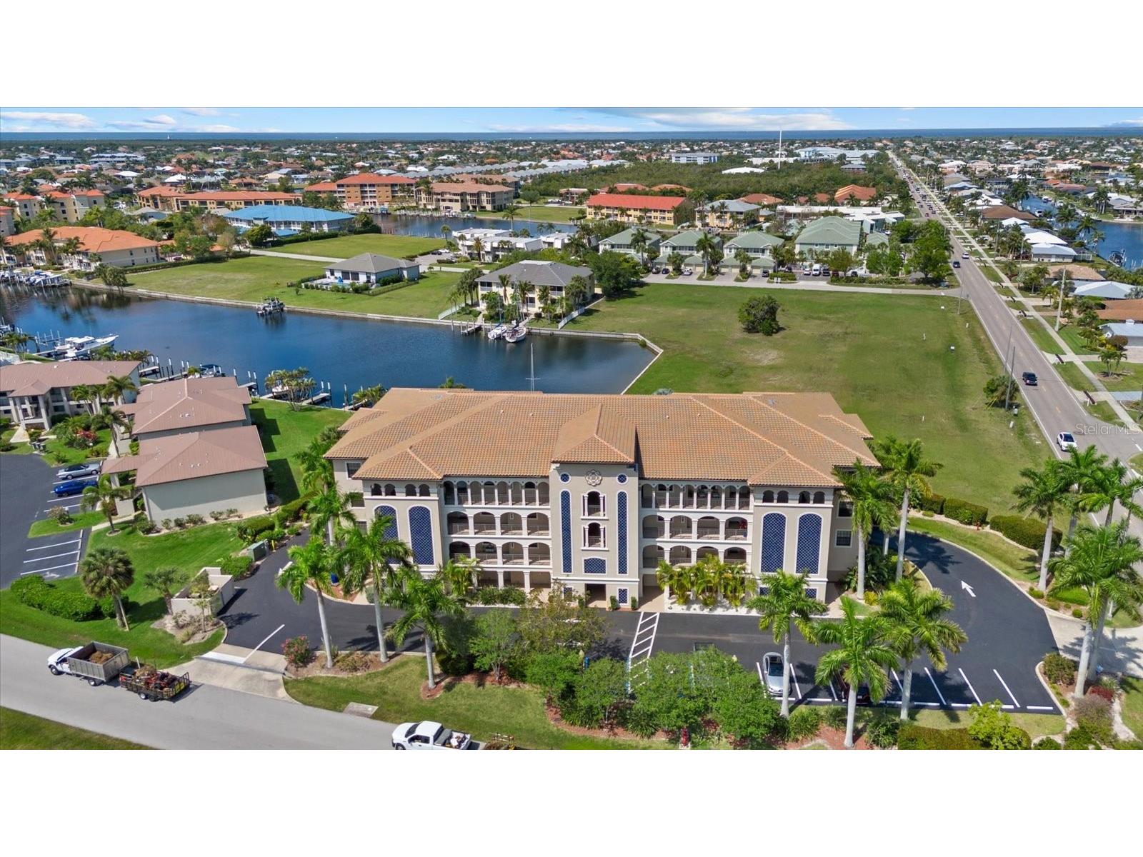 1349 Aqui Esta Drive #136 Punta Gorda FL 33950 - WOOD TRUST CANAL C7524756 image1
