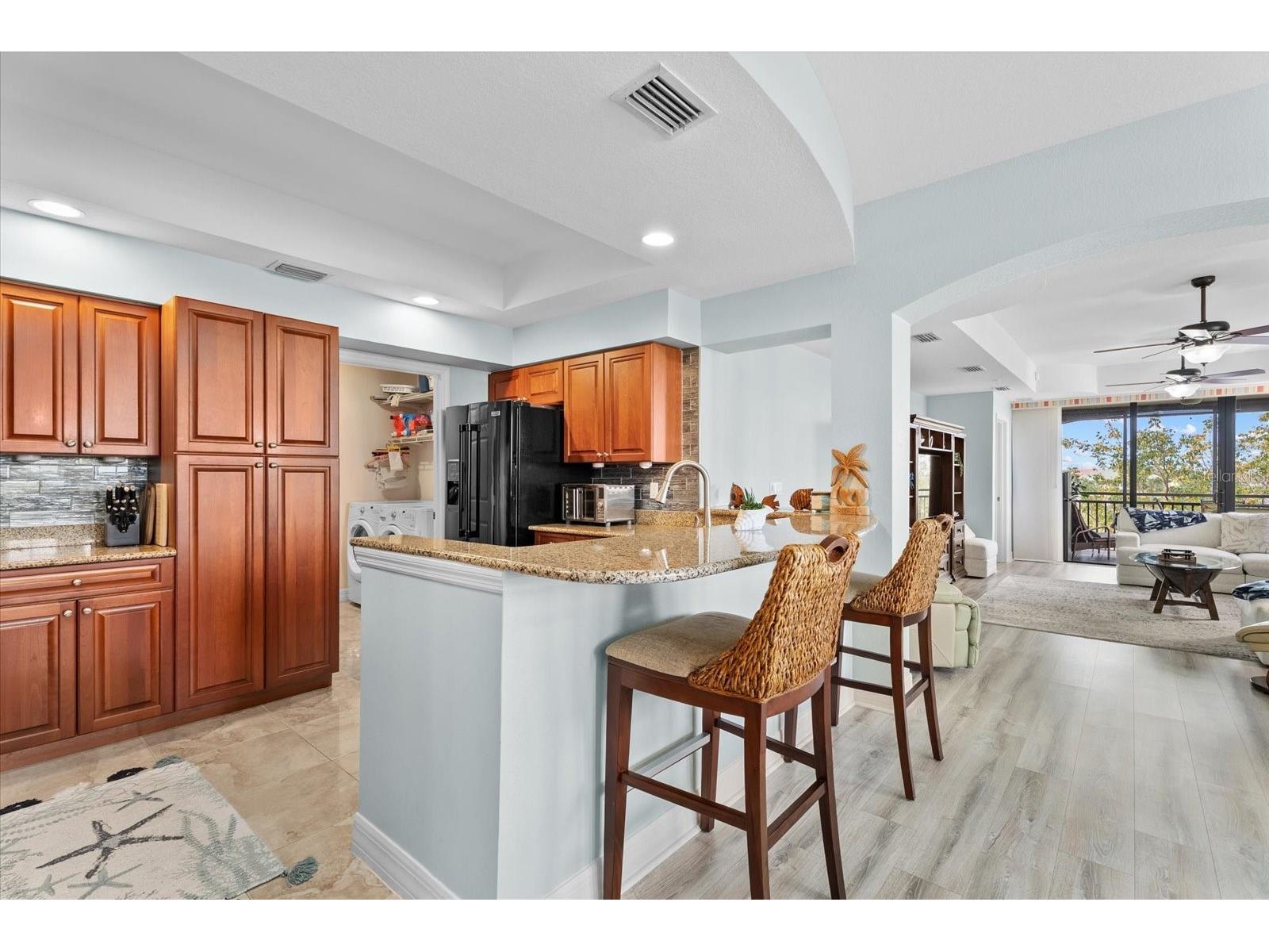 1349 Aqui Esta Drive #136 Punta Gorda FL 33950 - WOOD TRUST CANAL C7524756 image3