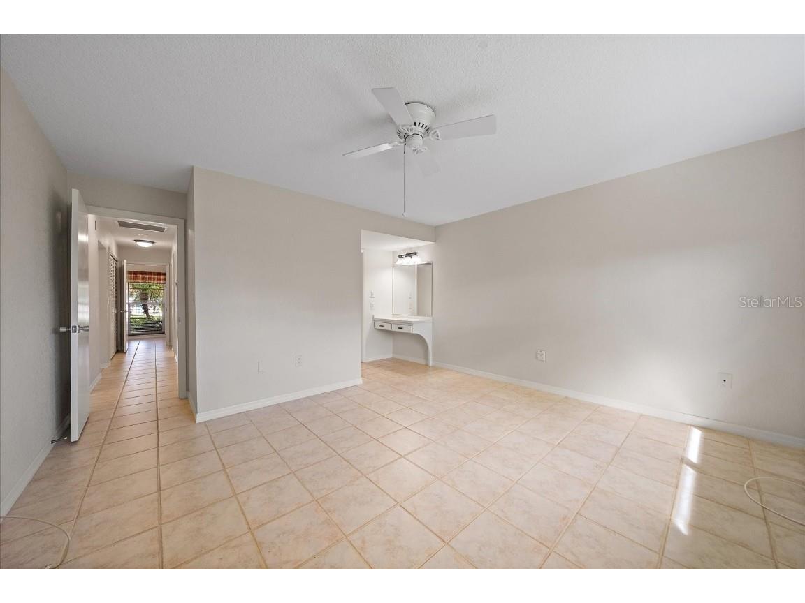 1349 Grand Boulevard #1006 Sarasota FL 34232 A4670997 image18