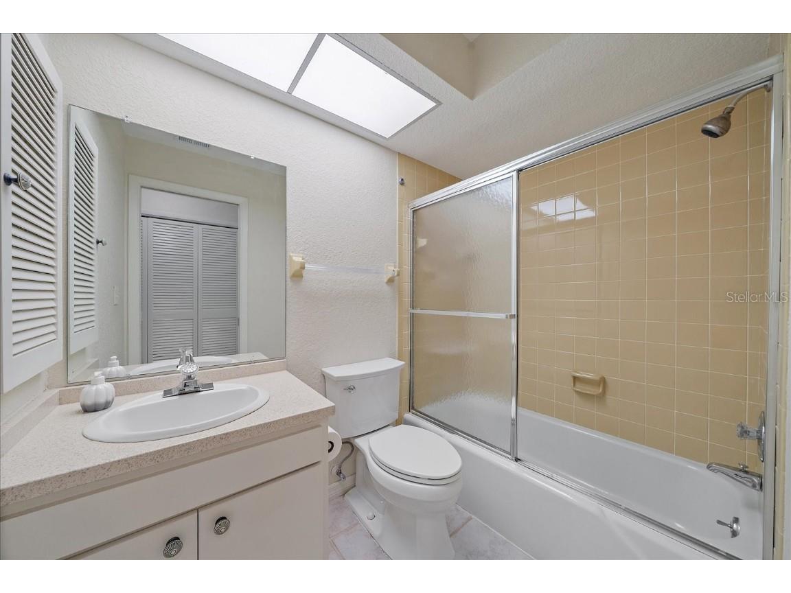 1349 Grand Boulevard #1006 Sarasota FL 34232 A4670997 image25