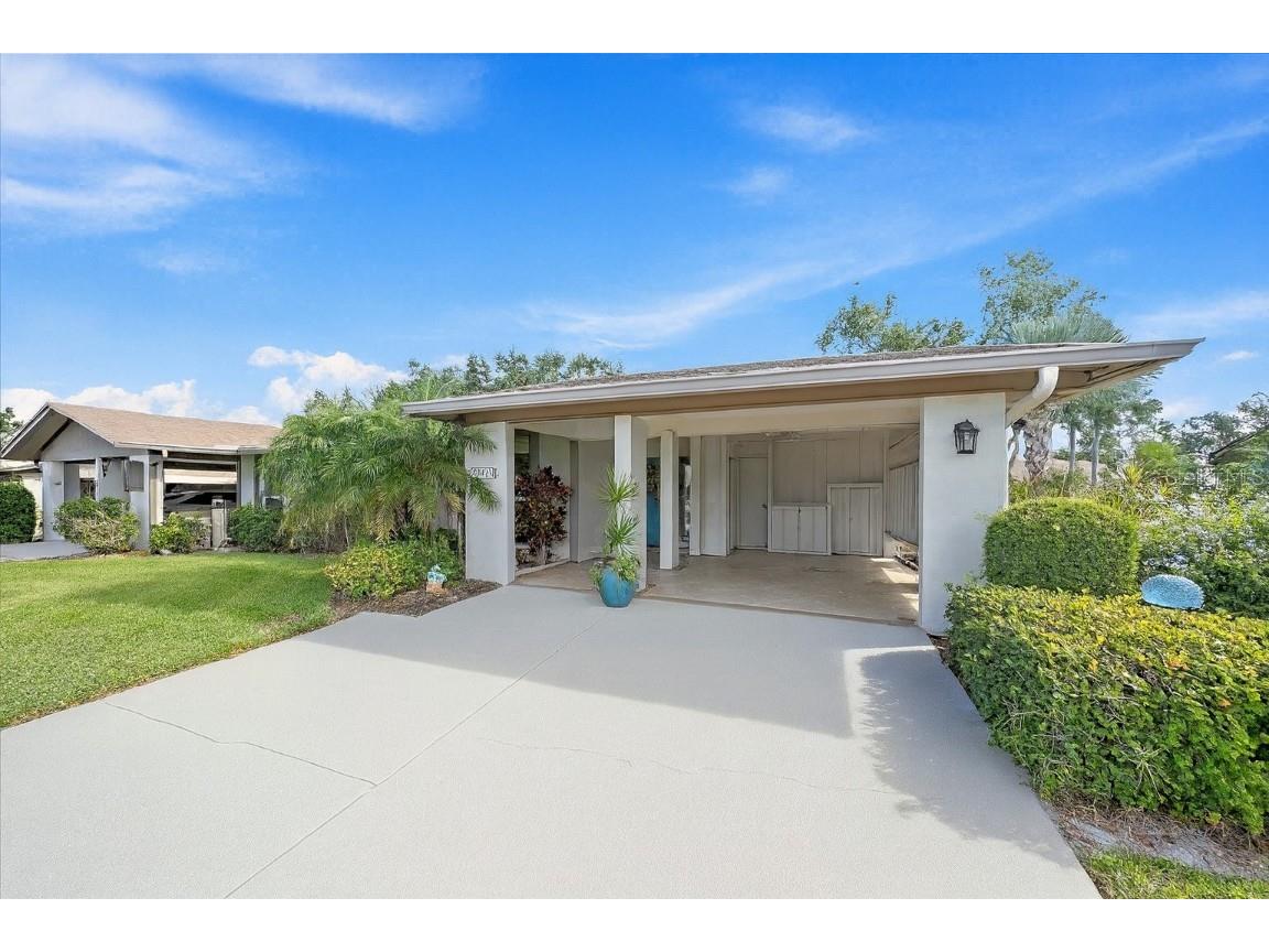 1349 Grand Boulevard #1006 Sarasota FL 34232 A4670997 image4