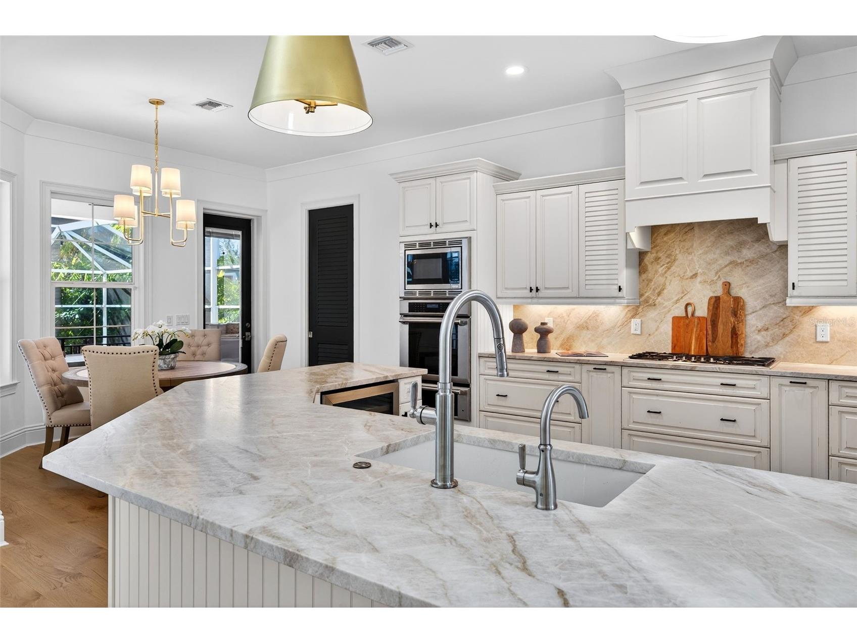 1349 Harbor Drive Sarasota FL 34239 A4676231 image15