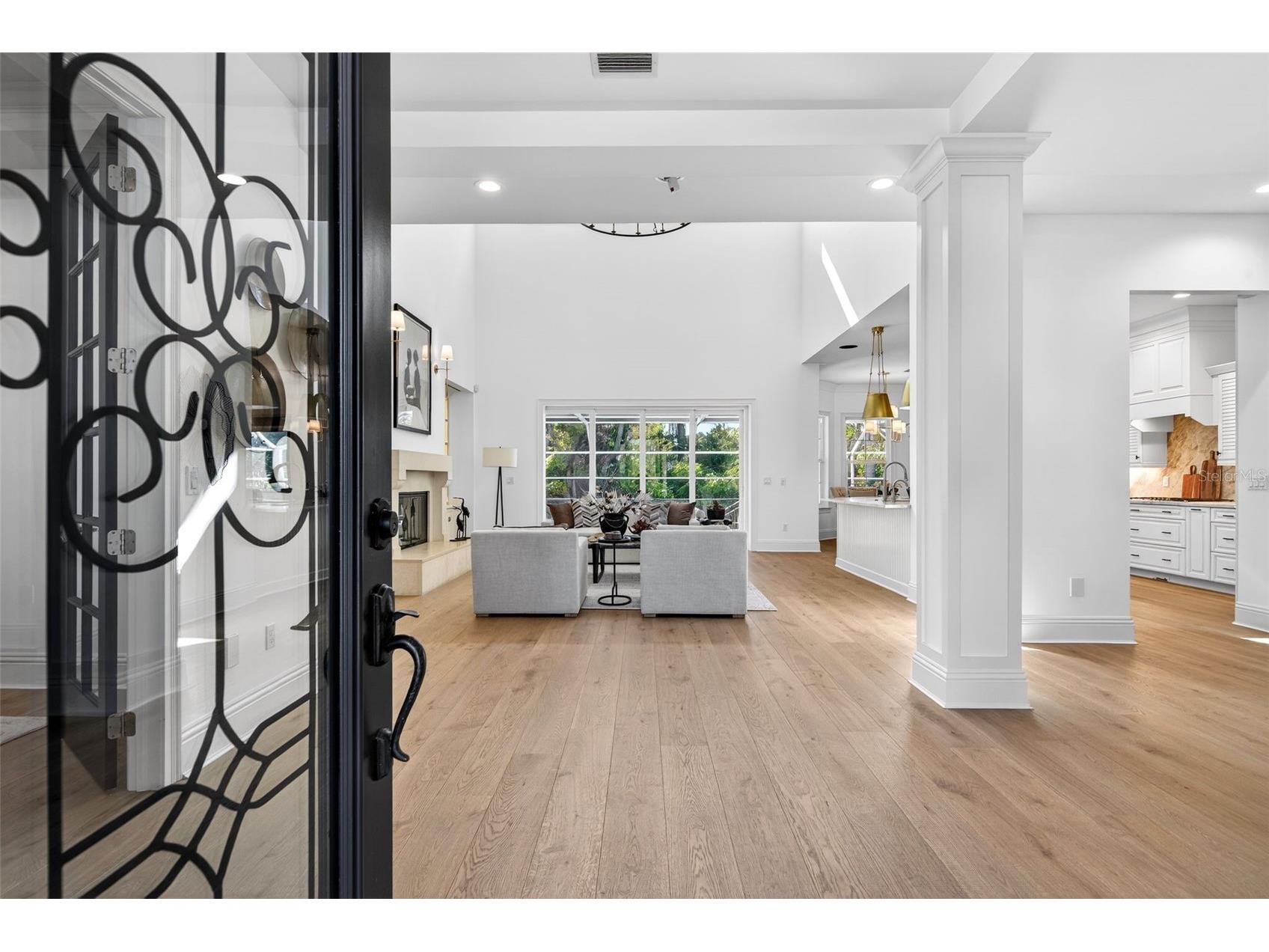 1349 Harbor Drive Sarasota FL 34239 A4676231 image3