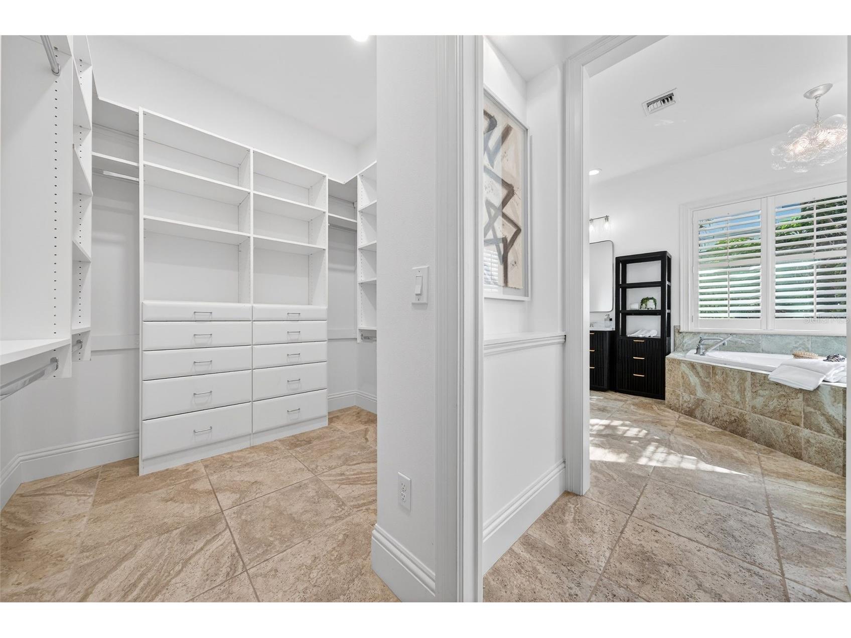 1349 Harbor Drive Sarasota FL 34239 A4676231 image39