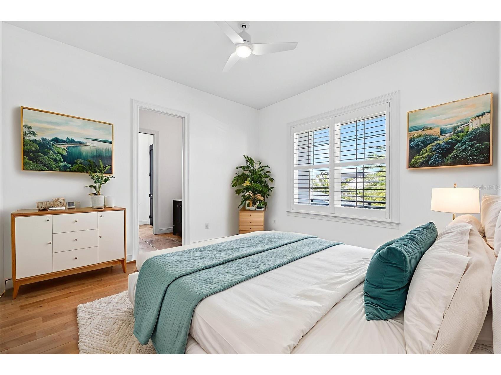 1349 Harbor Drive Sarasota FL 34239 A4676231 image57