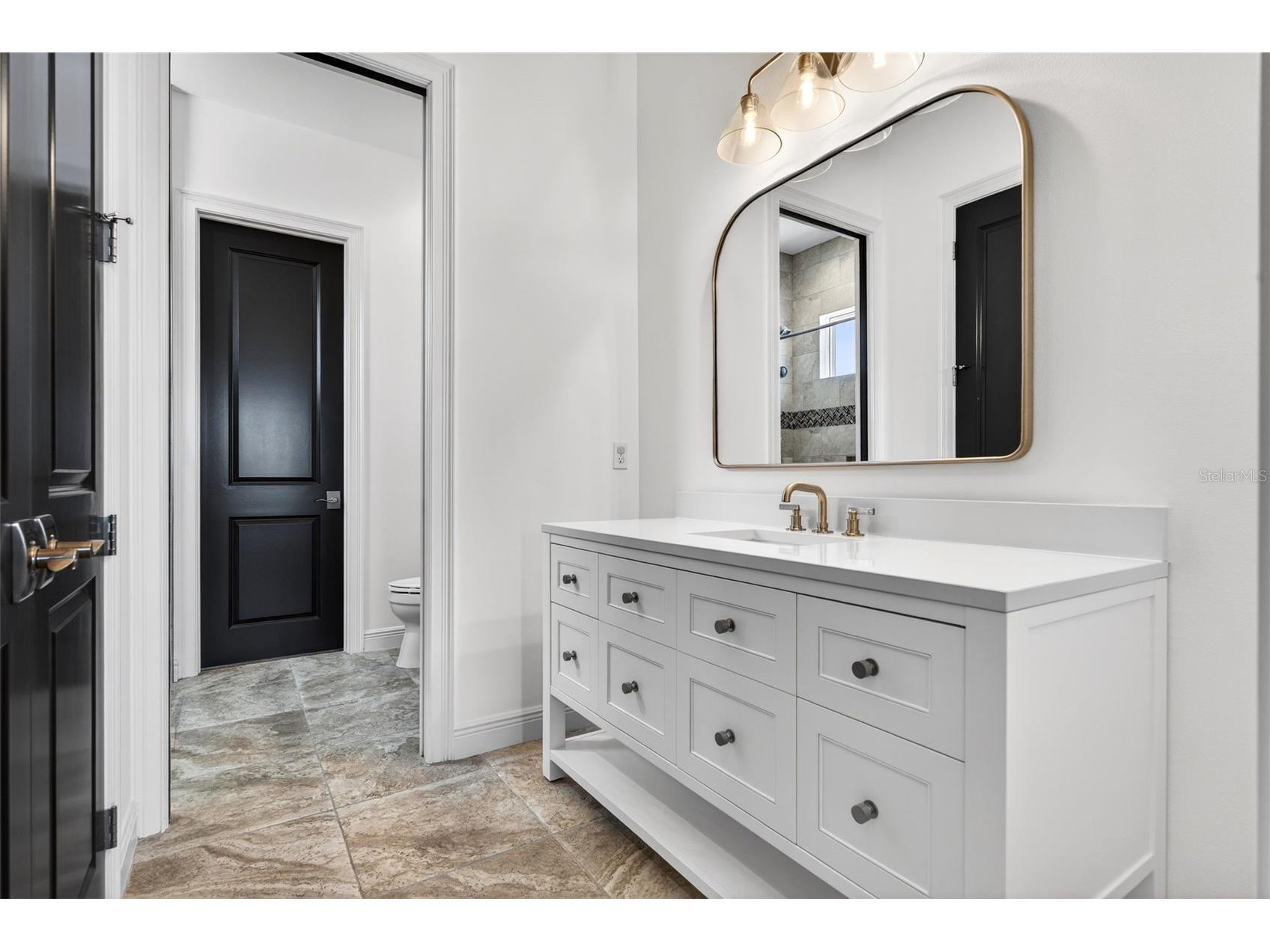 1349 Harbor Drive Sarasota FL 34239 A4676231 image65