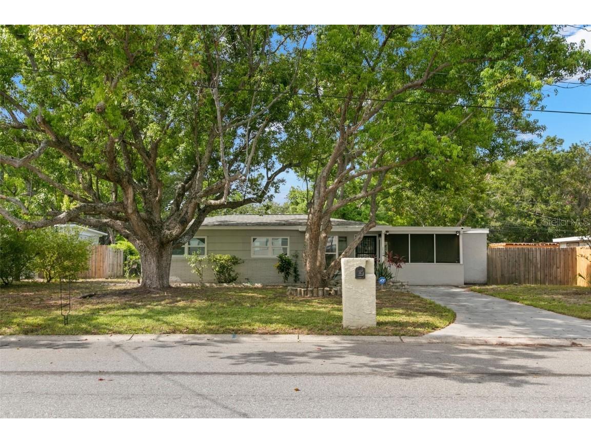 1349 Sandy Lane Clearwater FL 33755 U8206710 image1