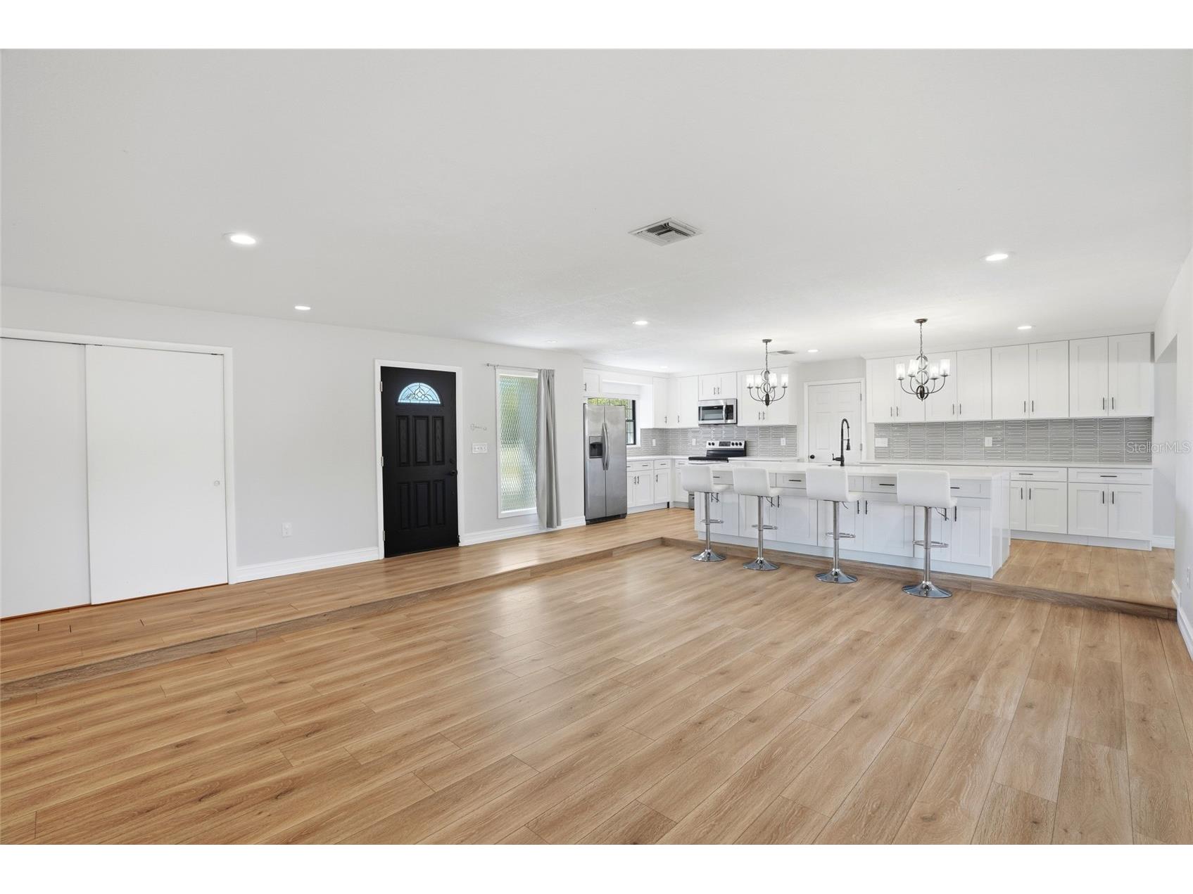 1349 Viewtop Drive Clearwater FL 33764 TB8507869 image7