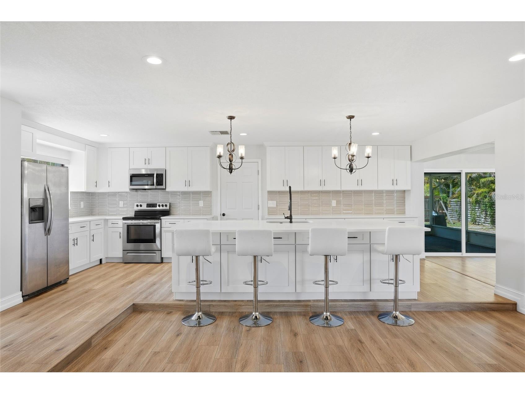 1349 Viewtop Drive Clearwater FL 33764 TB8507869 image8