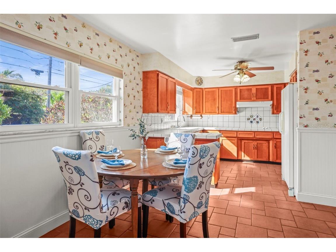 13494 Bellewood Avenue Seminole FL 33776 TB8449837 image12