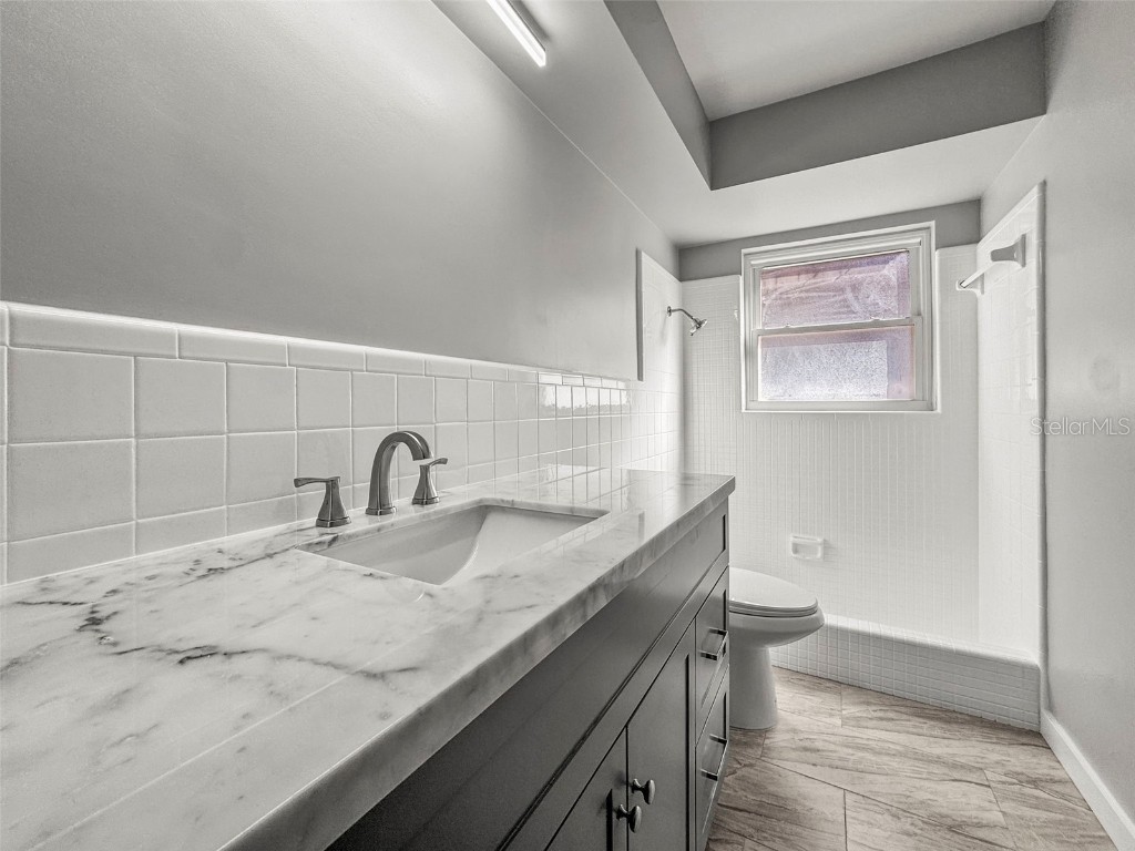 13494 Bellewood Avenue Seminole FL 33776 TB8449837 image24