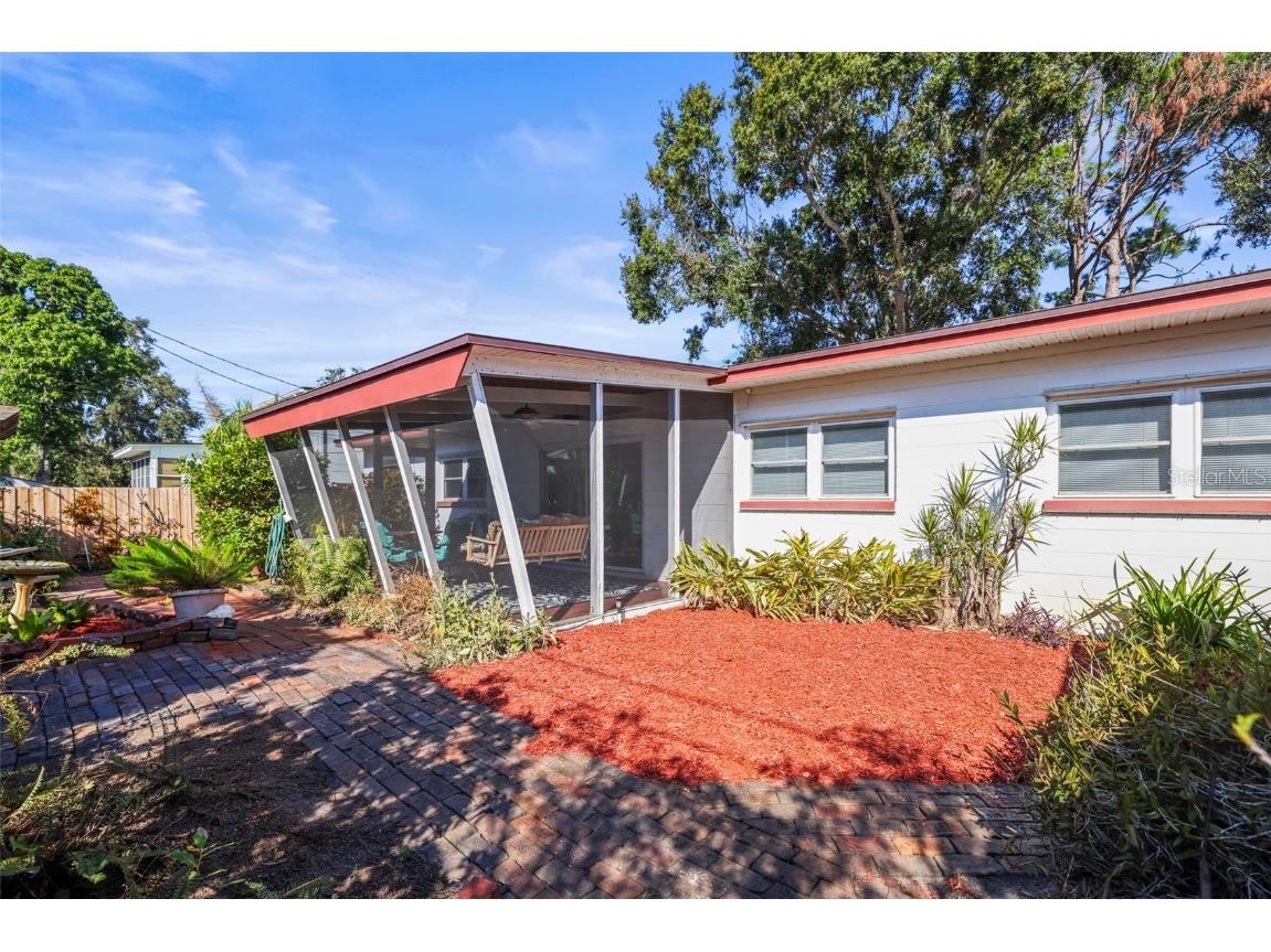 13494 Bellewood Avenue Seminole FL 33776 TB8449837 image27