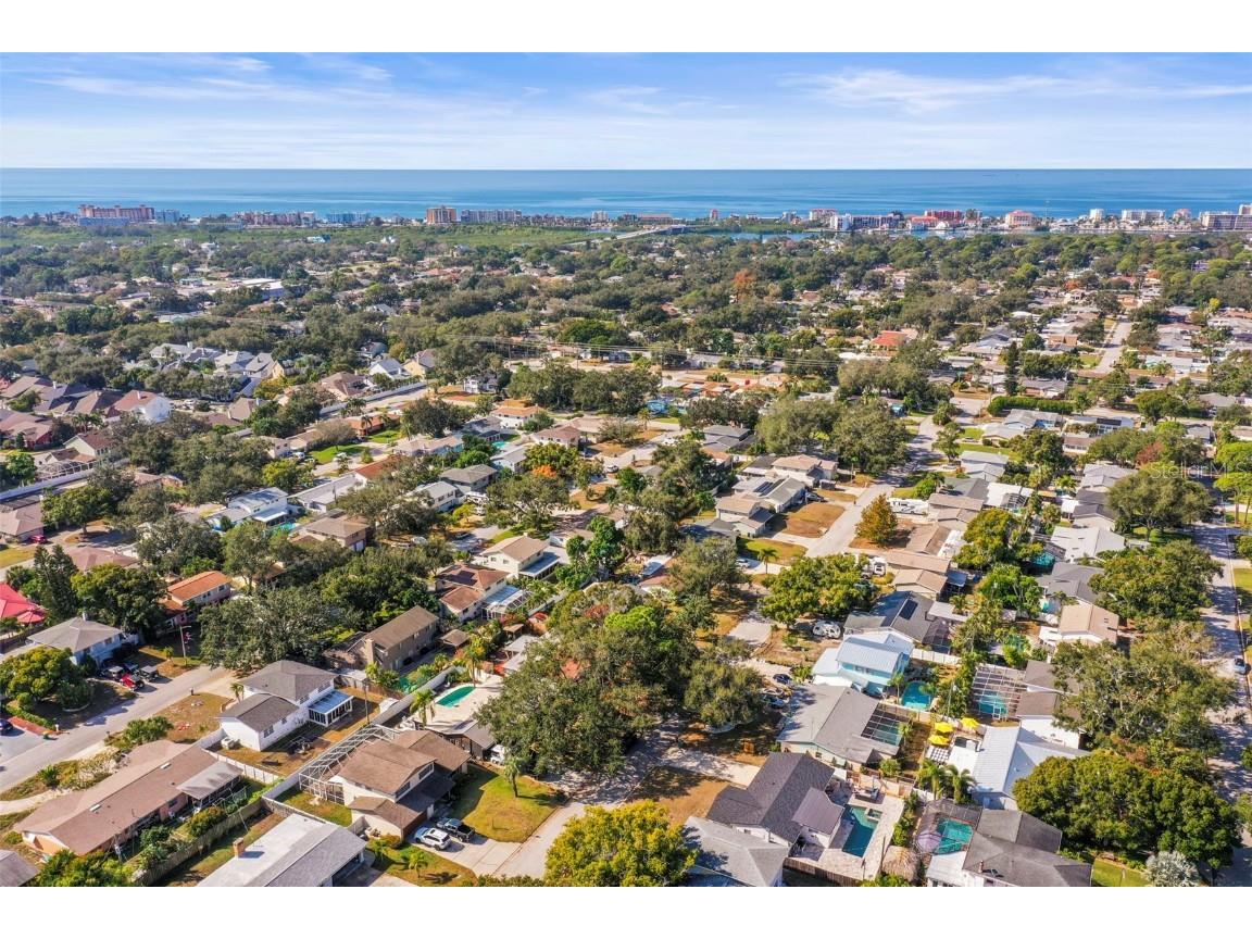 13494 Bellewood Avenue Seminole FL 33776 TB8449837 image36