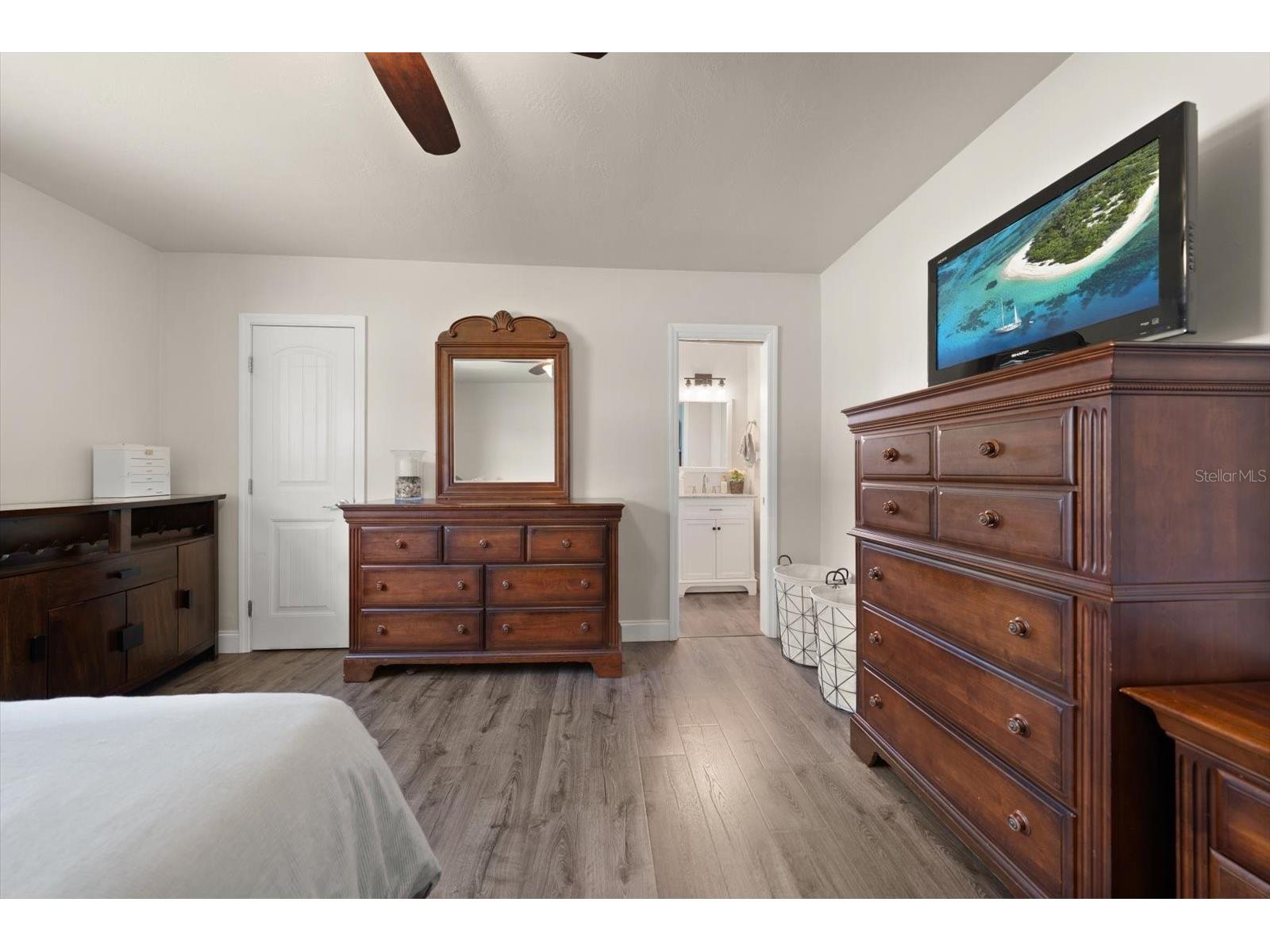 13497 100th Avenue Seminole FL 33776 TB8501732 image17