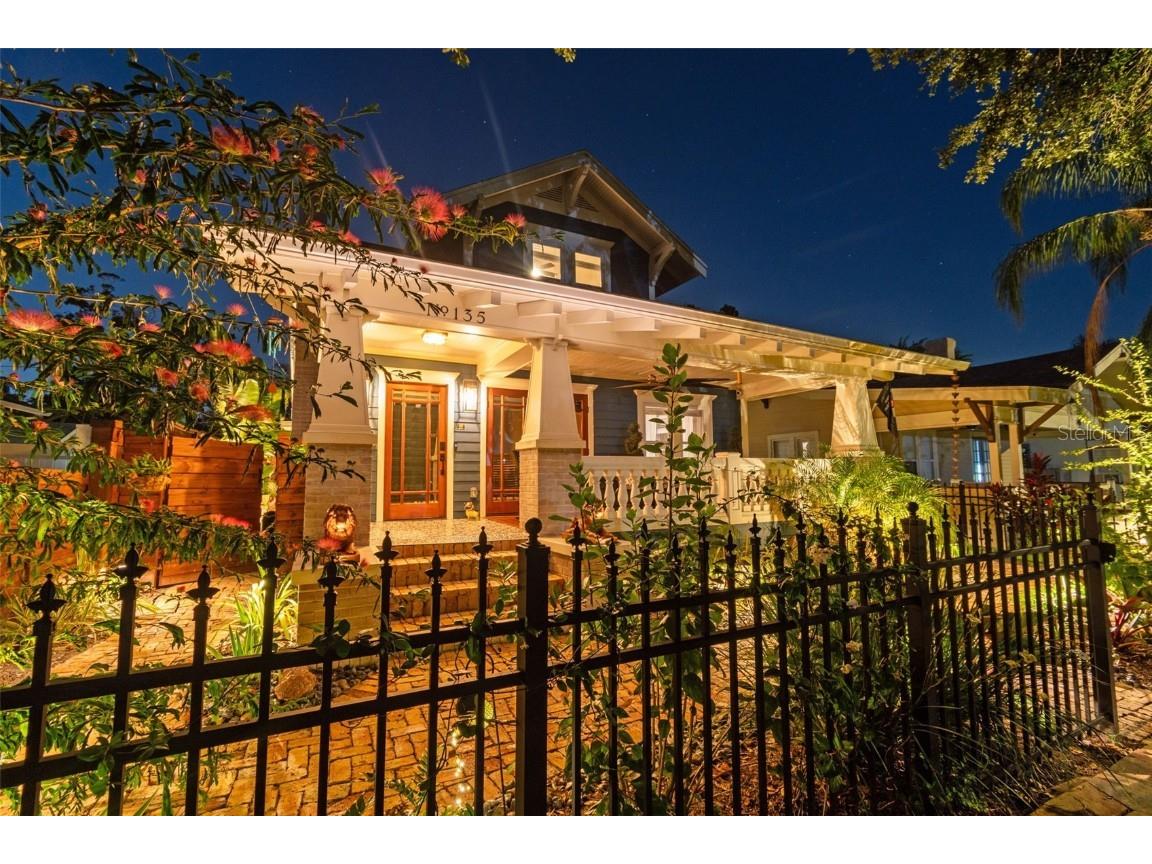 135 12th Avenue NE Saint Petersburg FL 33701 TB8384673 image1