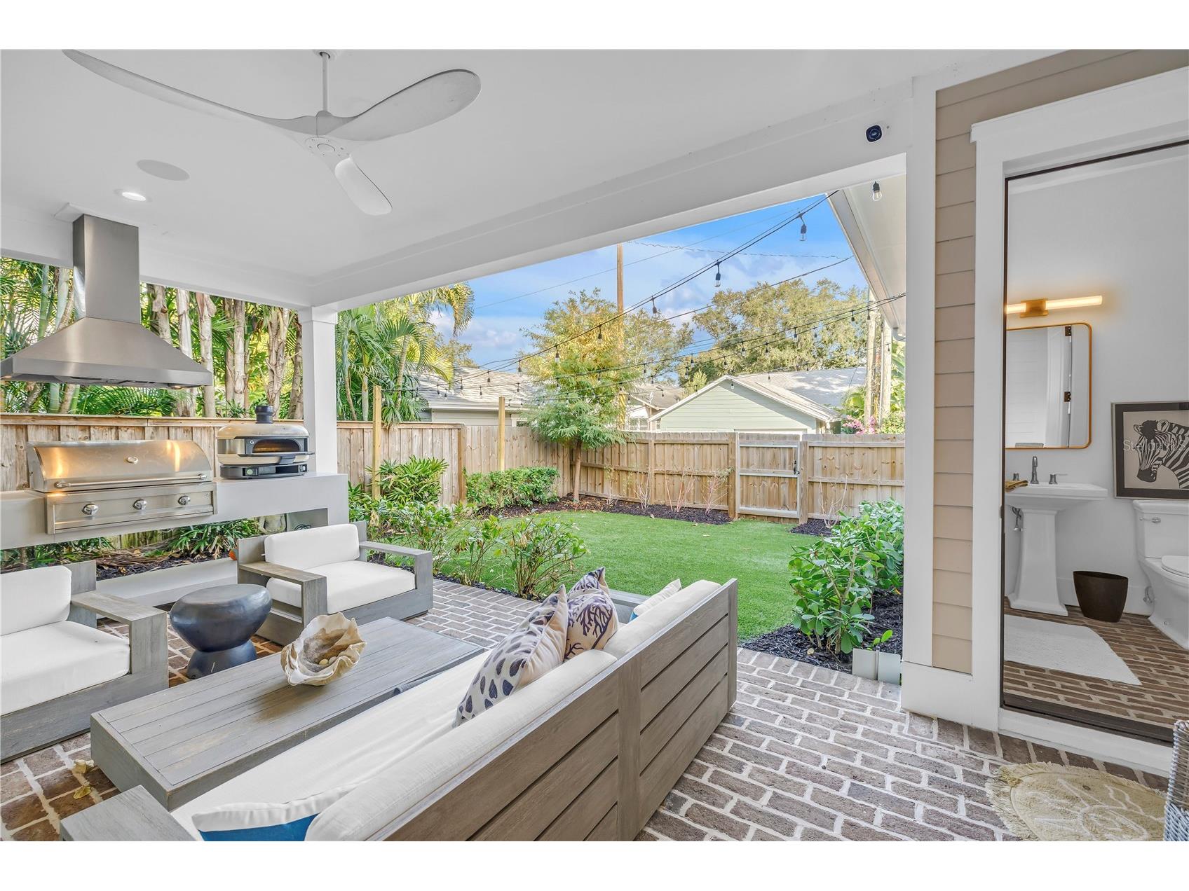 135 19th Avenue NE Saint Petersburg FL 33704 TB8461952 image35