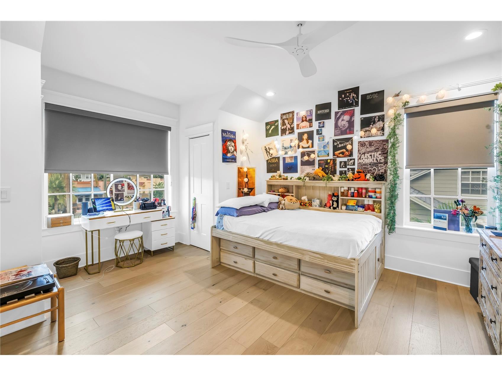 135 19th Avenue NE Saint Petersburg FL 33704 TB8461952 image41