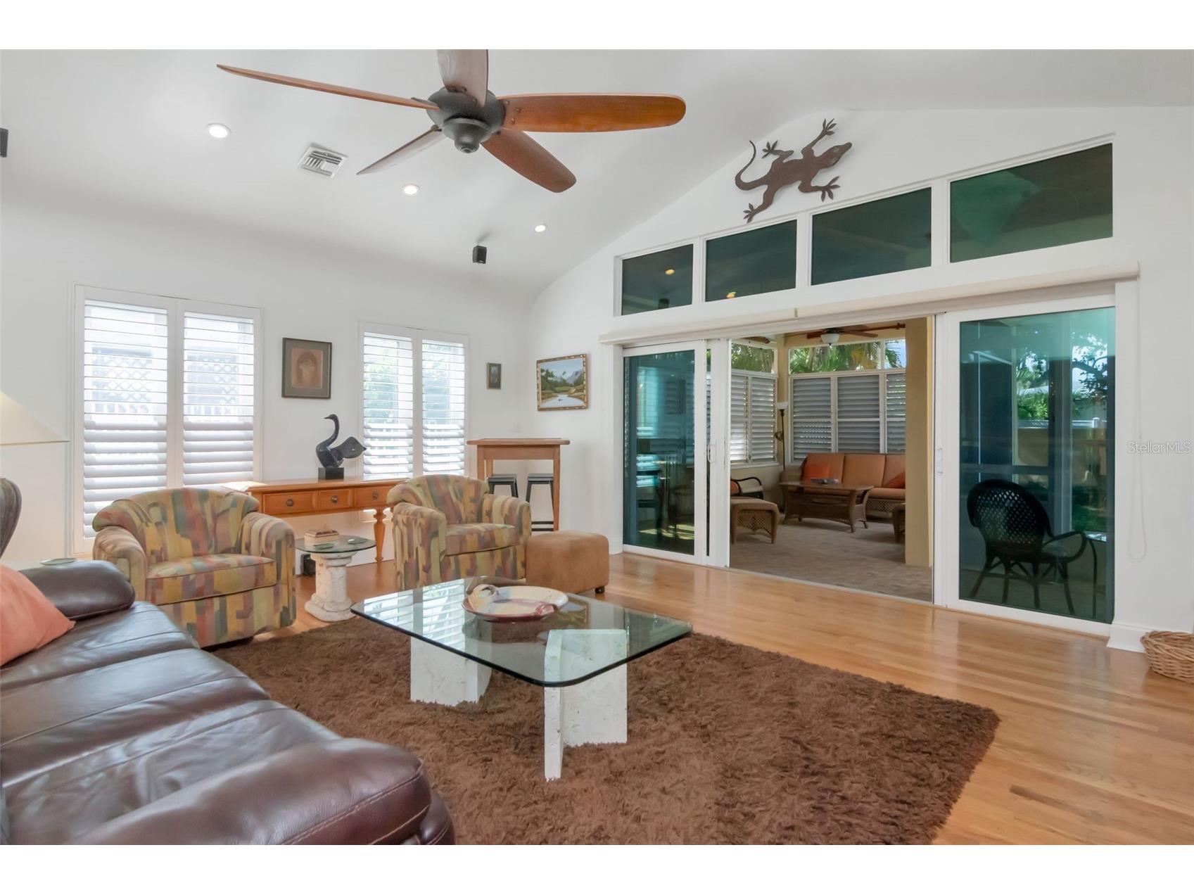 135 25th Avenue NE Saint Petersburg FL 33704 TB8494808 image19