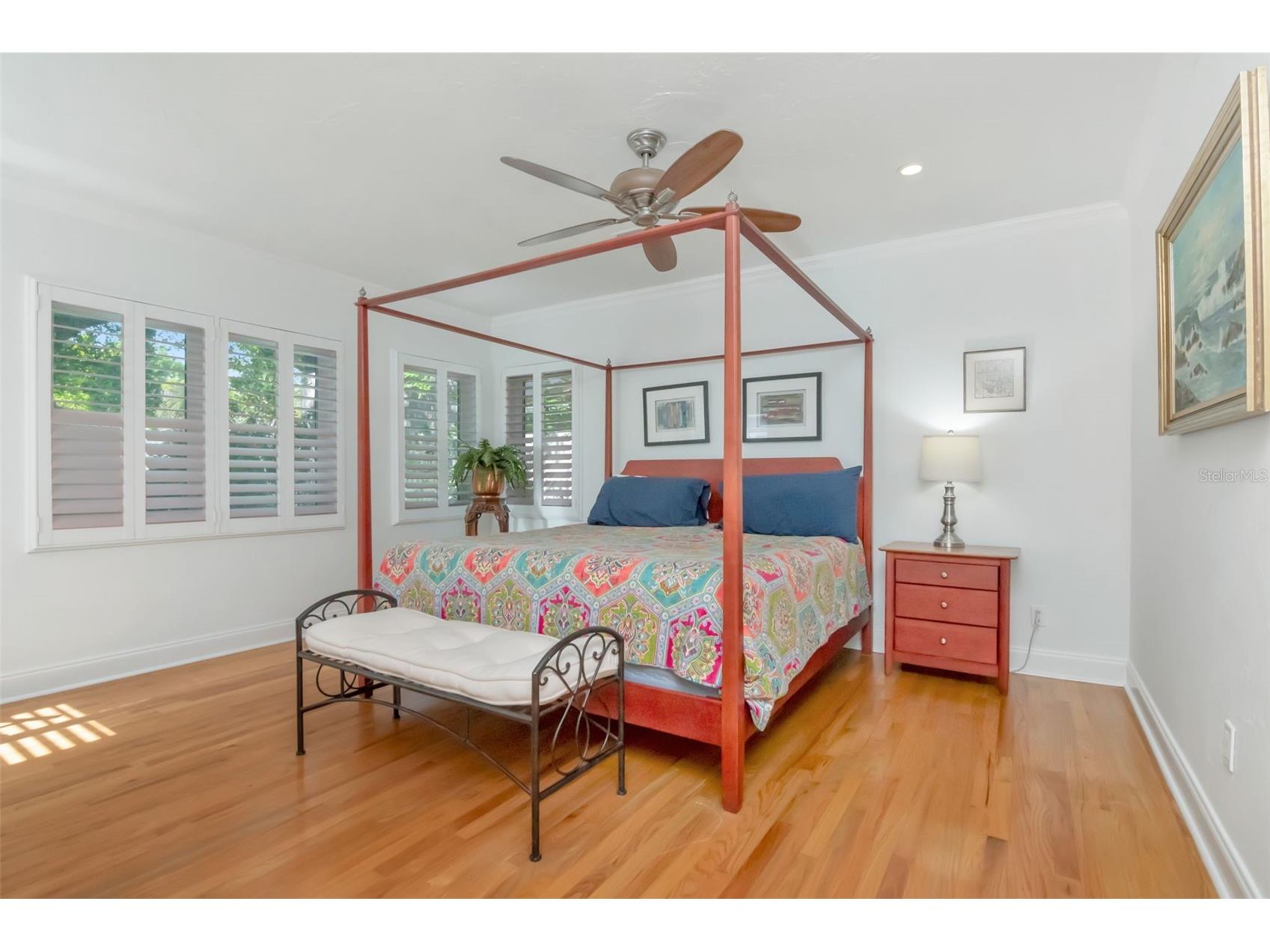 135 25th Avenue NE Saint Petersburg FL 33704 TB8494808 image23