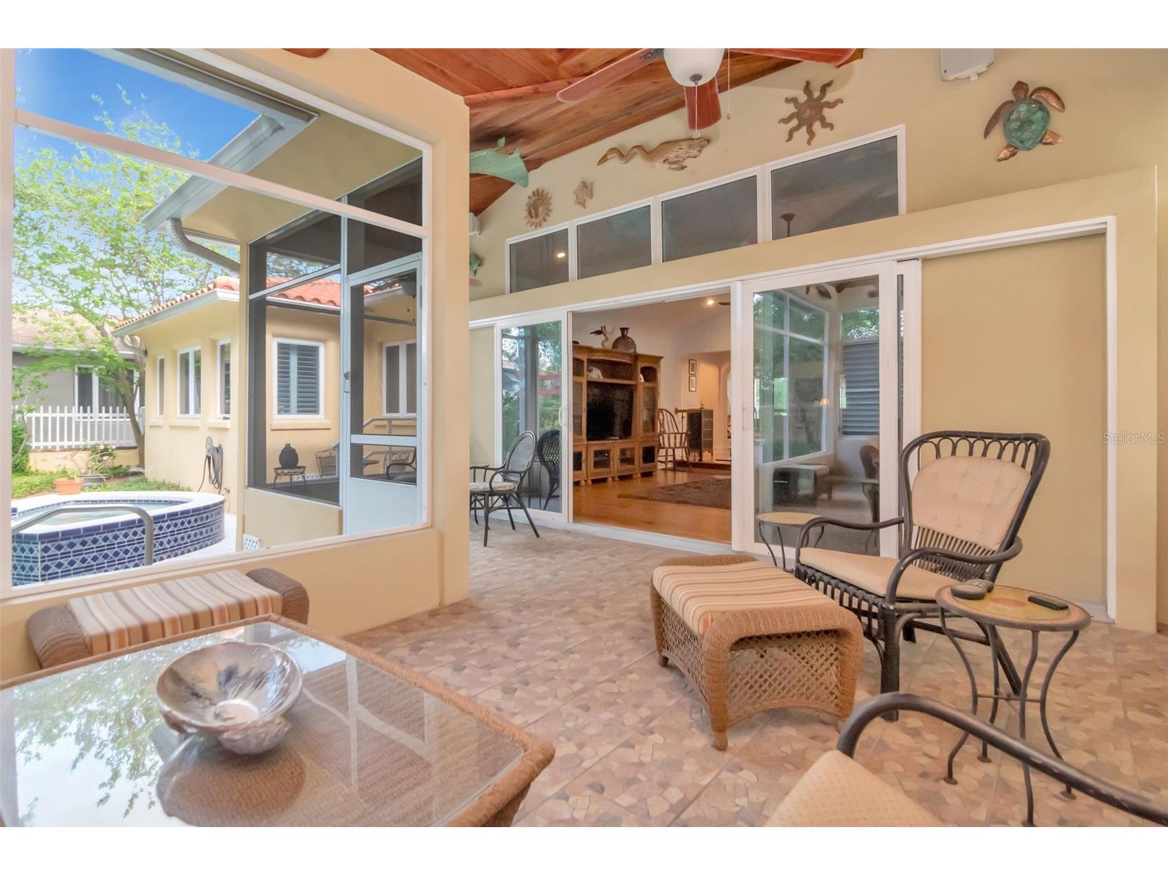 135 25th Avenue NE Saint Petersburg FL 33704 TB8494808 image37