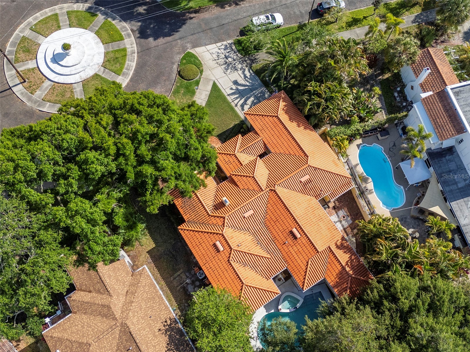 135 25th Avenue NE Saint Petersburg FL 33704 TB8494808 image58