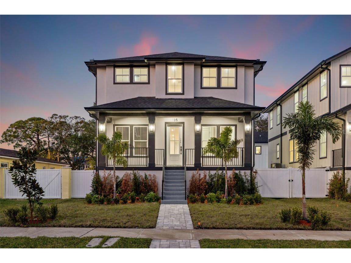 135 48th Avenue Saint Petersburg FL 33703 U8250203 image1
