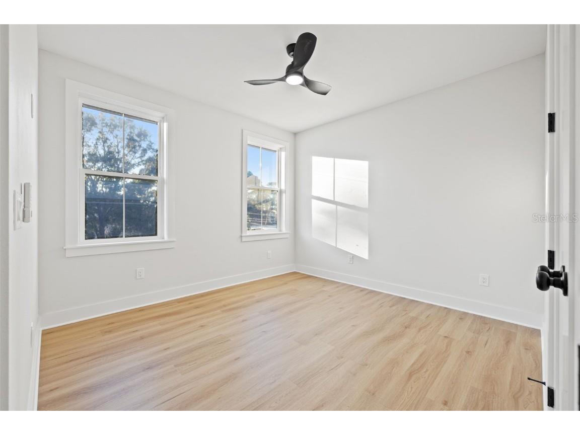 135 48th Avenue Saint Petersburg FL 33703 U8250203 image31