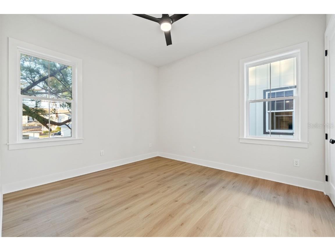 135 48th Avenue Saint Petersburg FL 33703 U8250203 image38